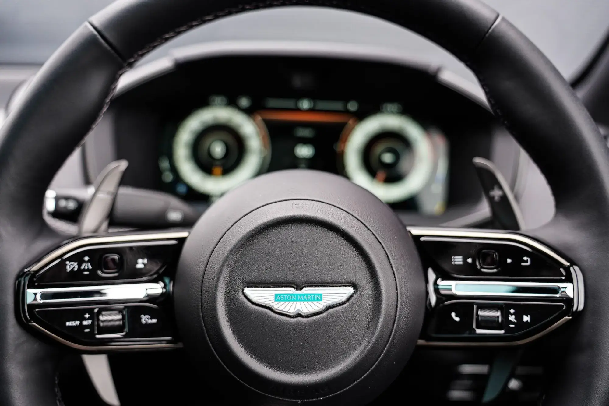 Aston Martin DBX Image 29 Aston Martin DBX Image 29