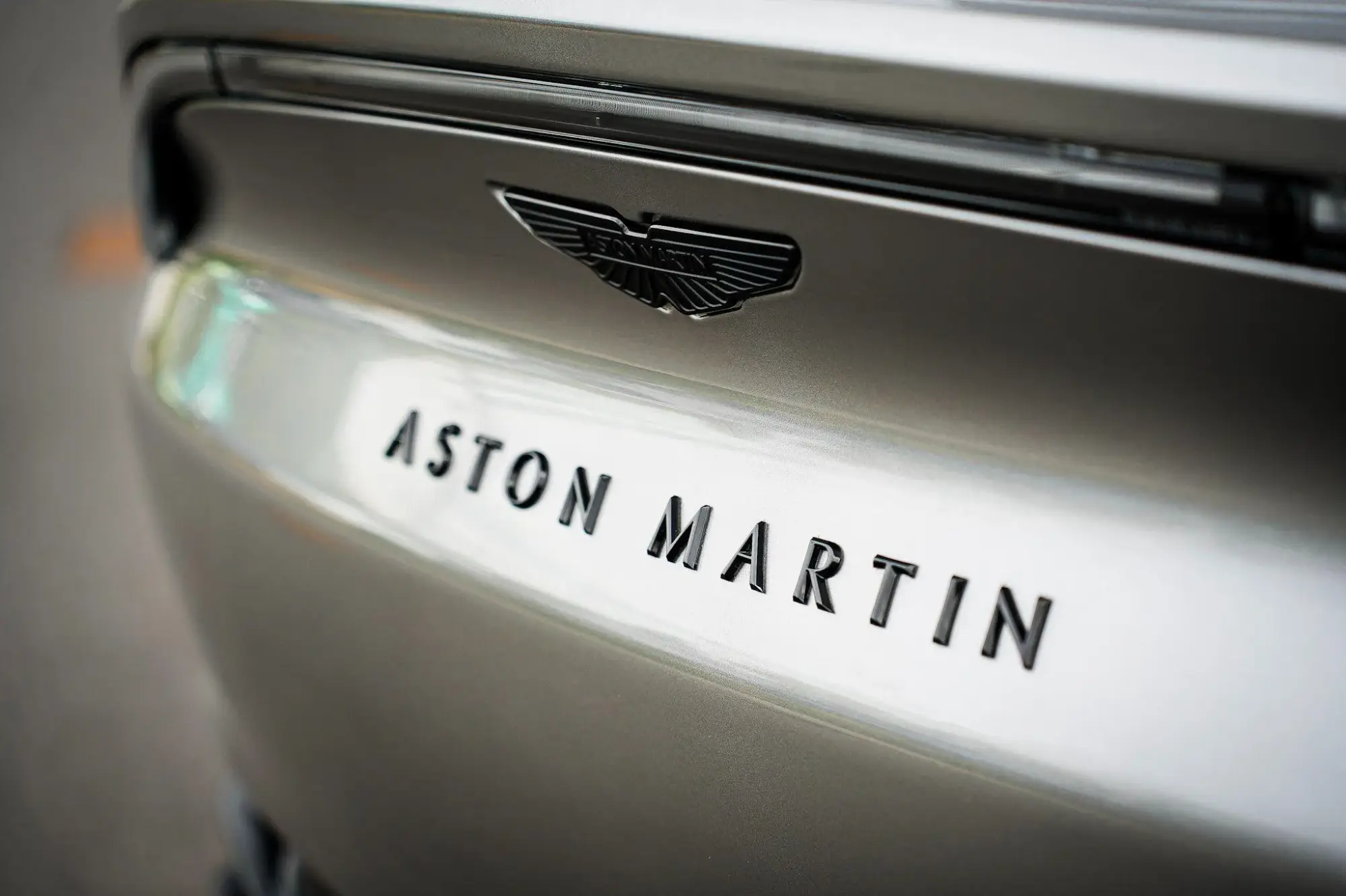 Aston Martin DBX Image 31 Aston Martin DBX Image 31