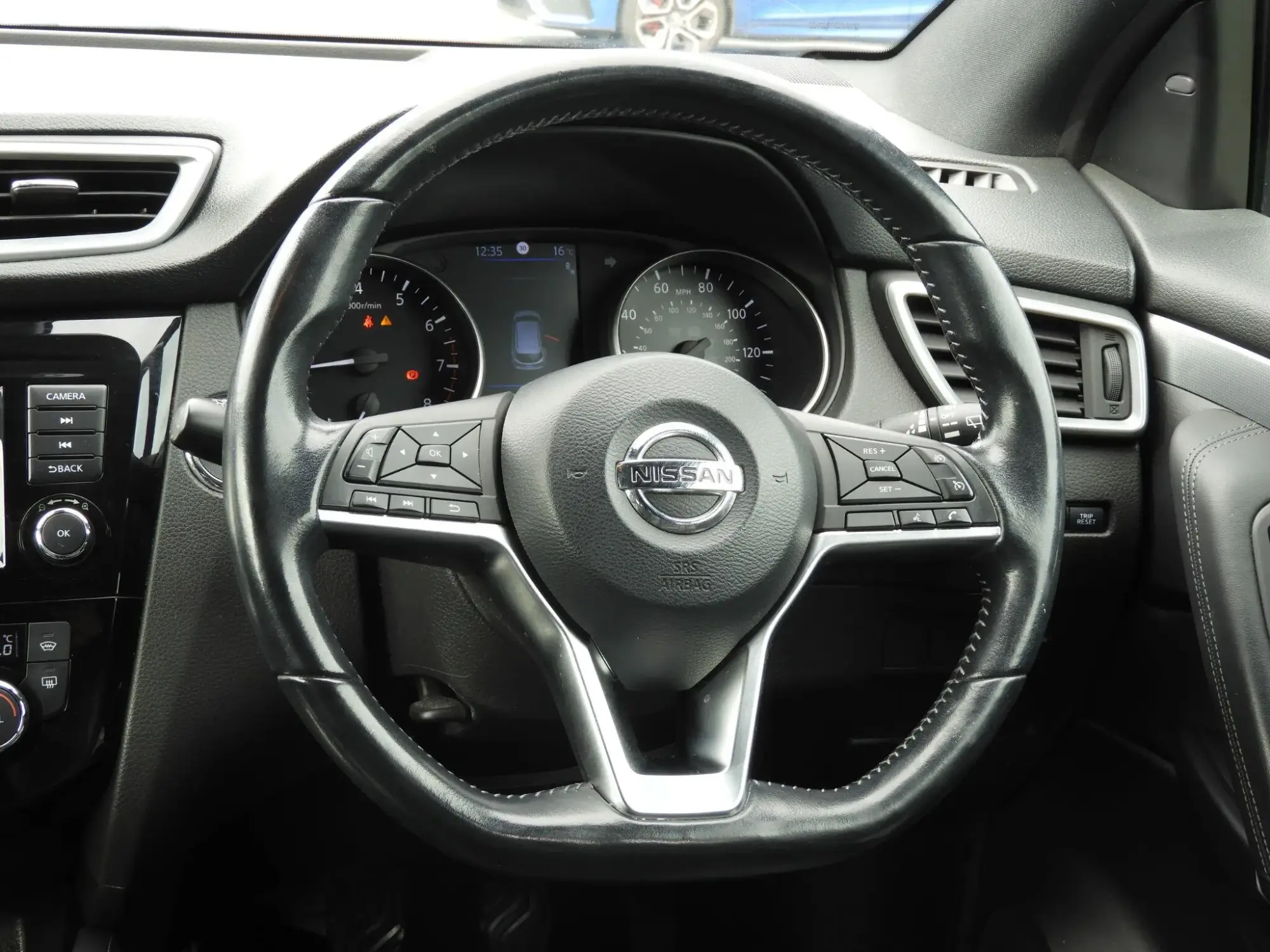 Nissan Qashqai Image 33 Nissan Qashqai Image 33