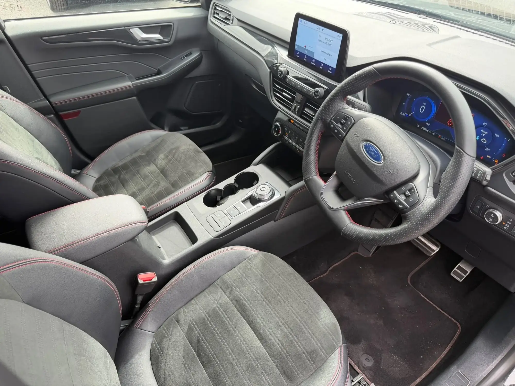 Ford Kuga Hybrid Image 10 Ford Kuga Hybrid Image 10
