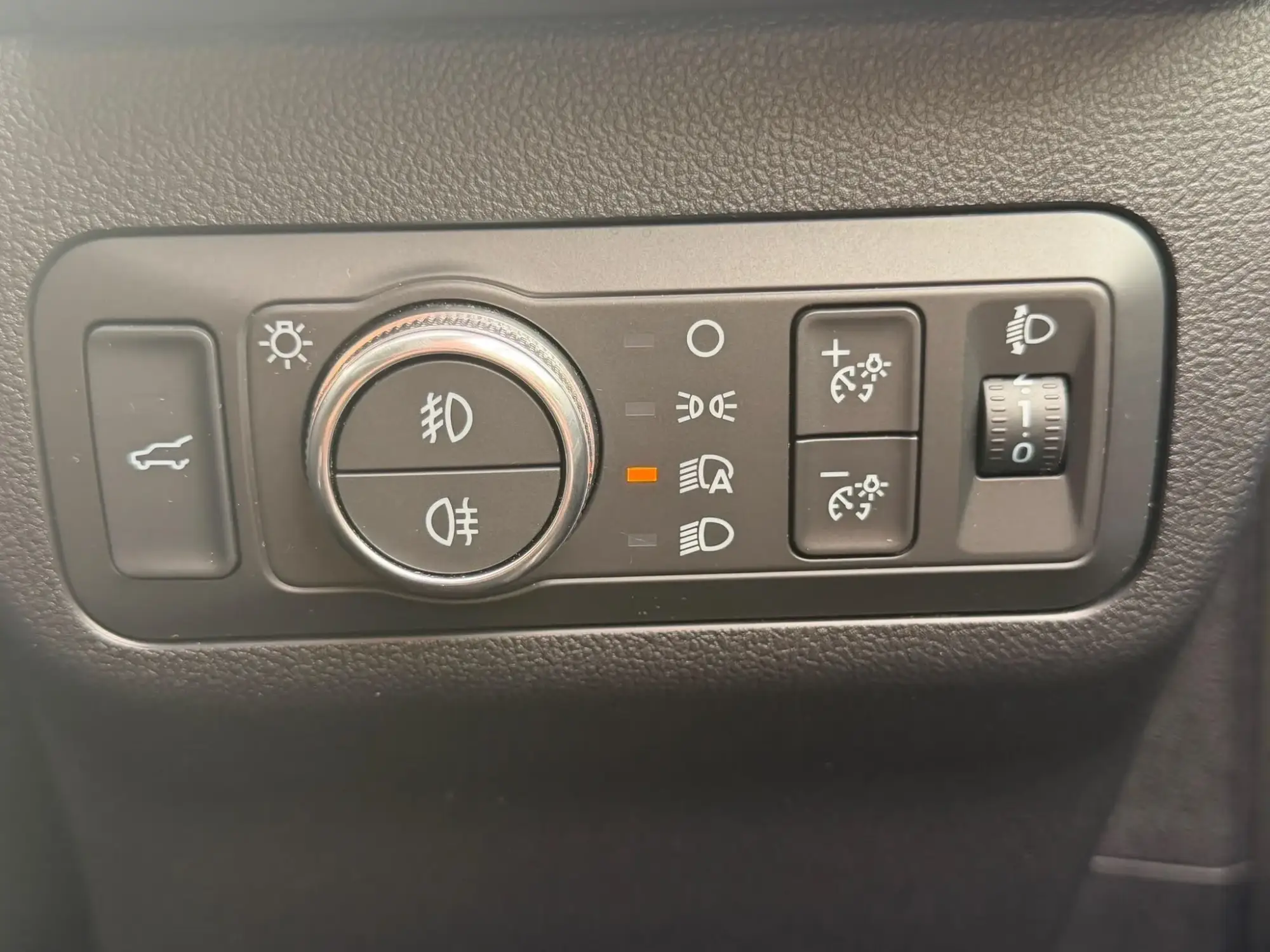 Ford Kuga Hybrid Image 24 Ford Kuga Hybrid Image 24