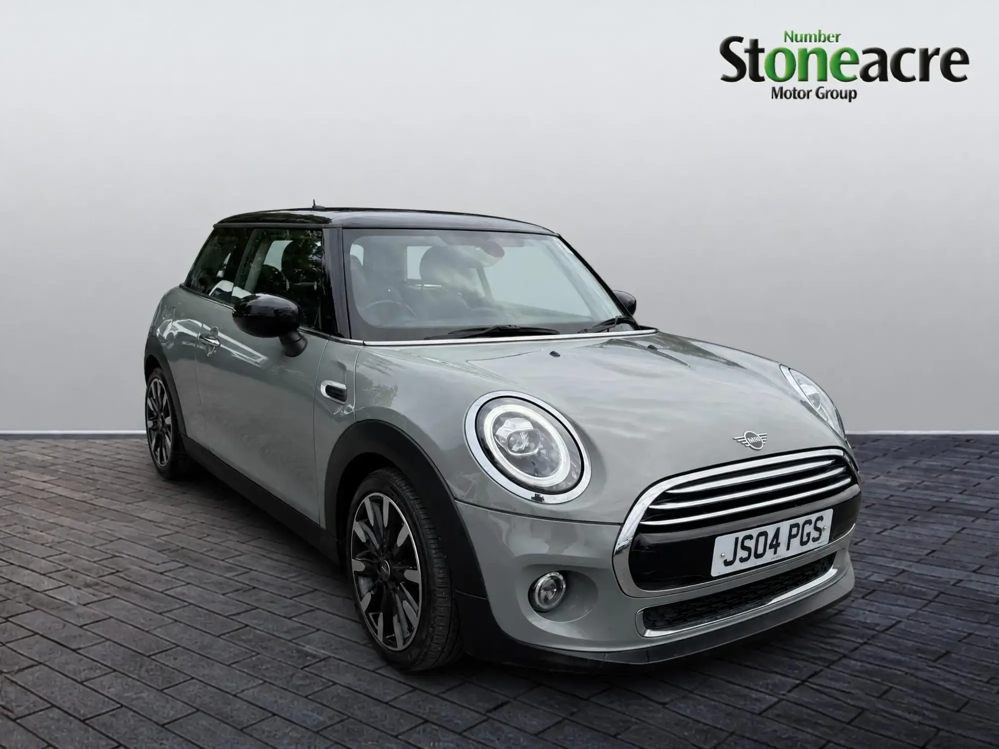 MINI Hatch 1.5 Cooper Exclusive Euro 6 (s/s) 3dr JS04PGS Image 1