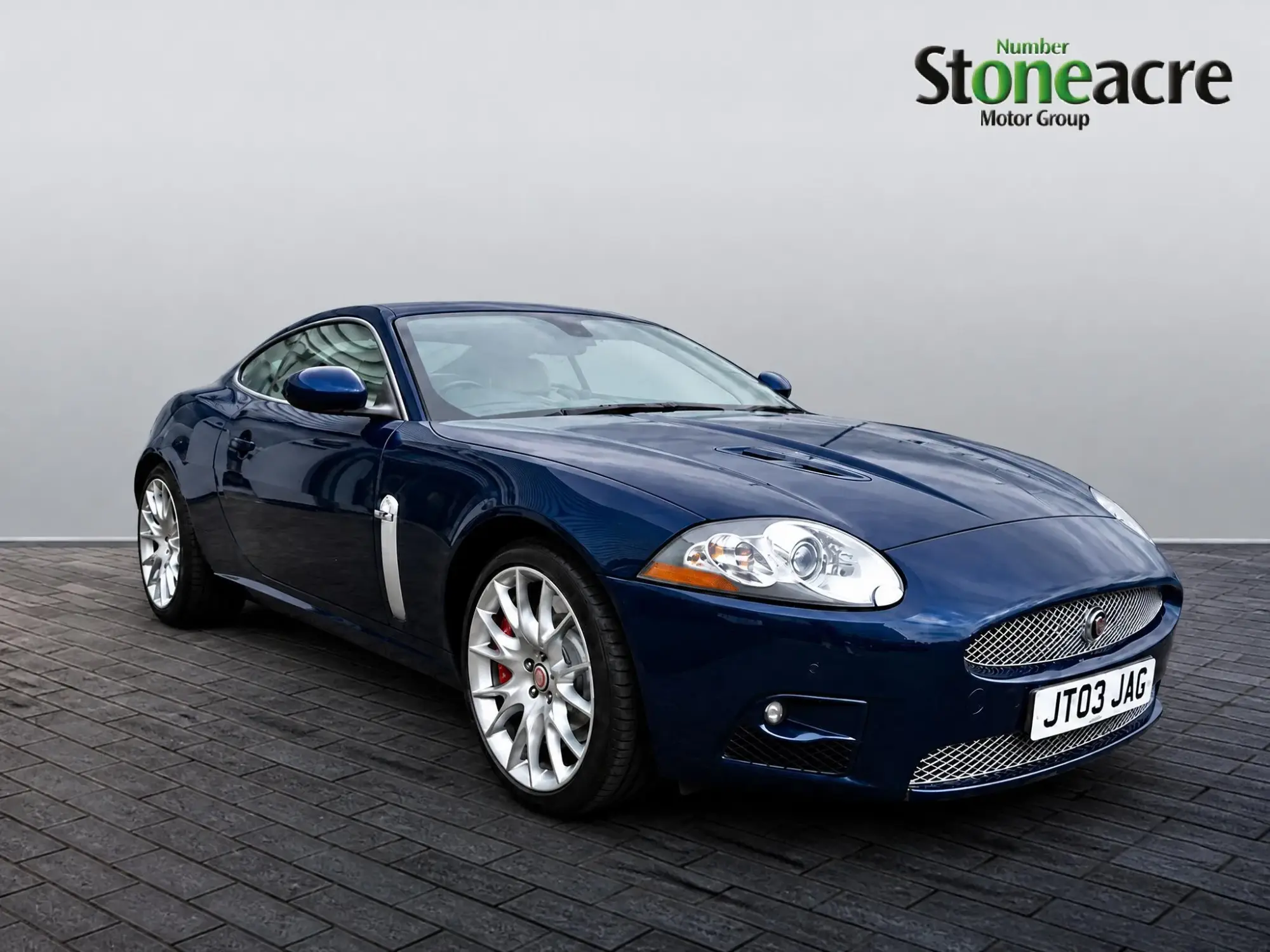 Jaguar XKR Image 32 Jaguar XKR Image 32