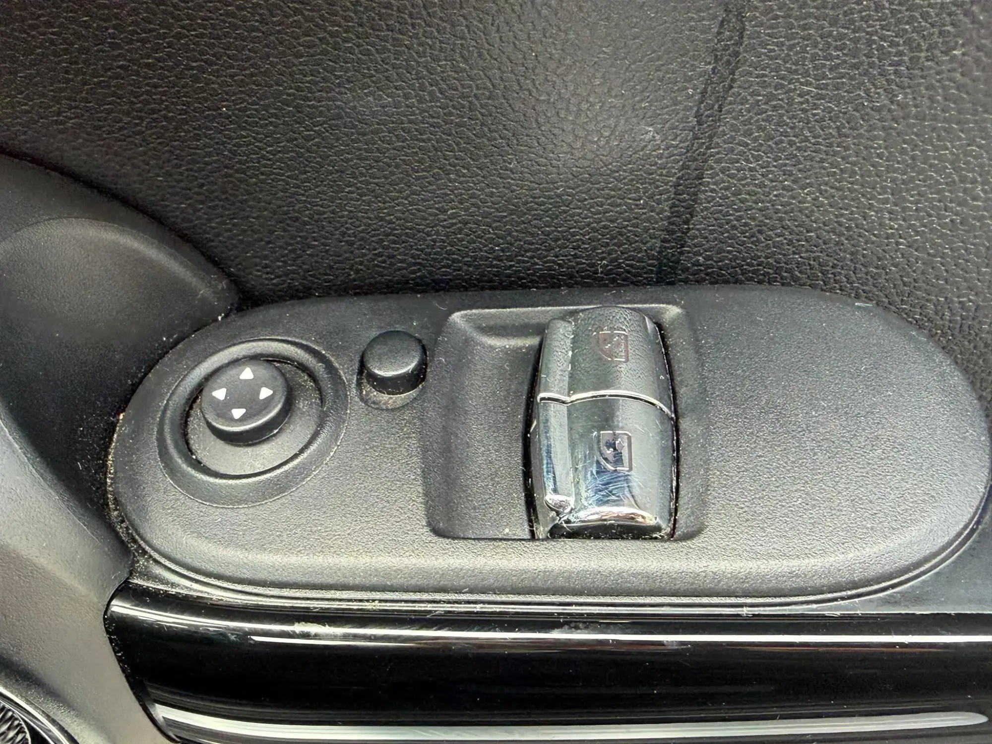 MINI Hatch Image 13 MINI Hatch Image 13