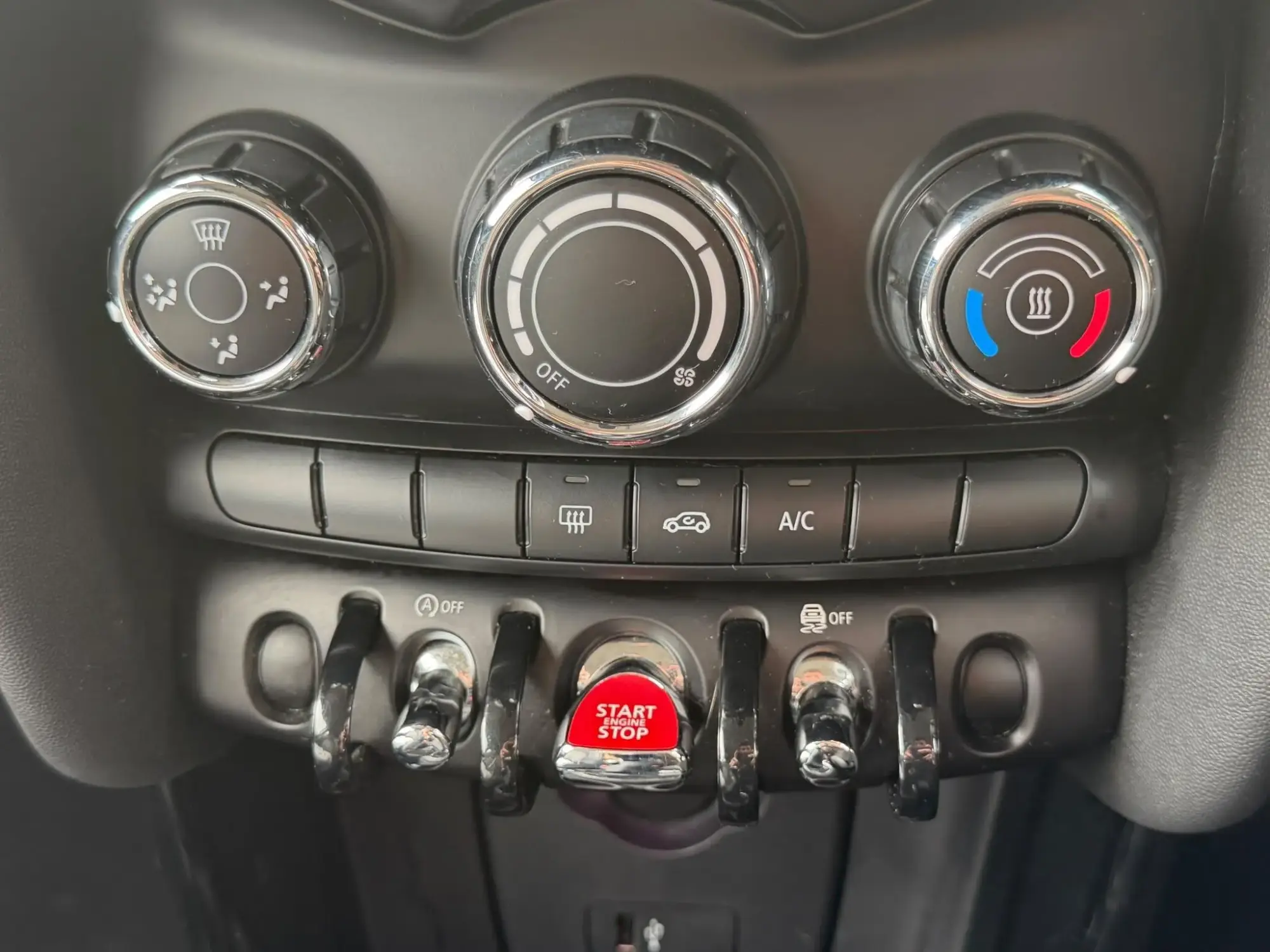 MINI Hatch Image 17 MINI Hatch Image 17