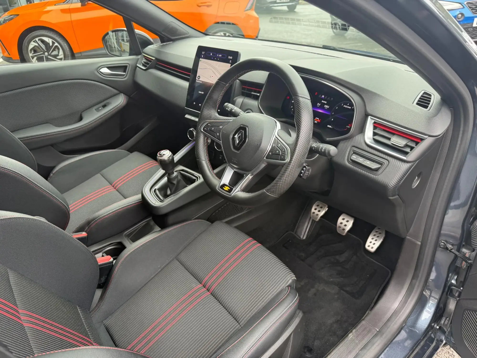 Renault Clio Image 14 Renault Clio Image 14