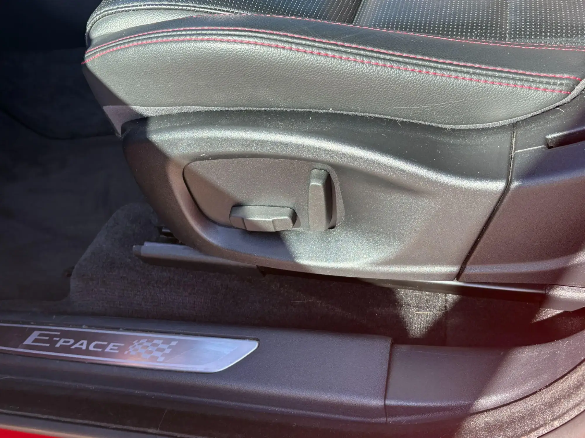 Jaguar E-Pace Image 16 Jaguar E-Pace Image 16
