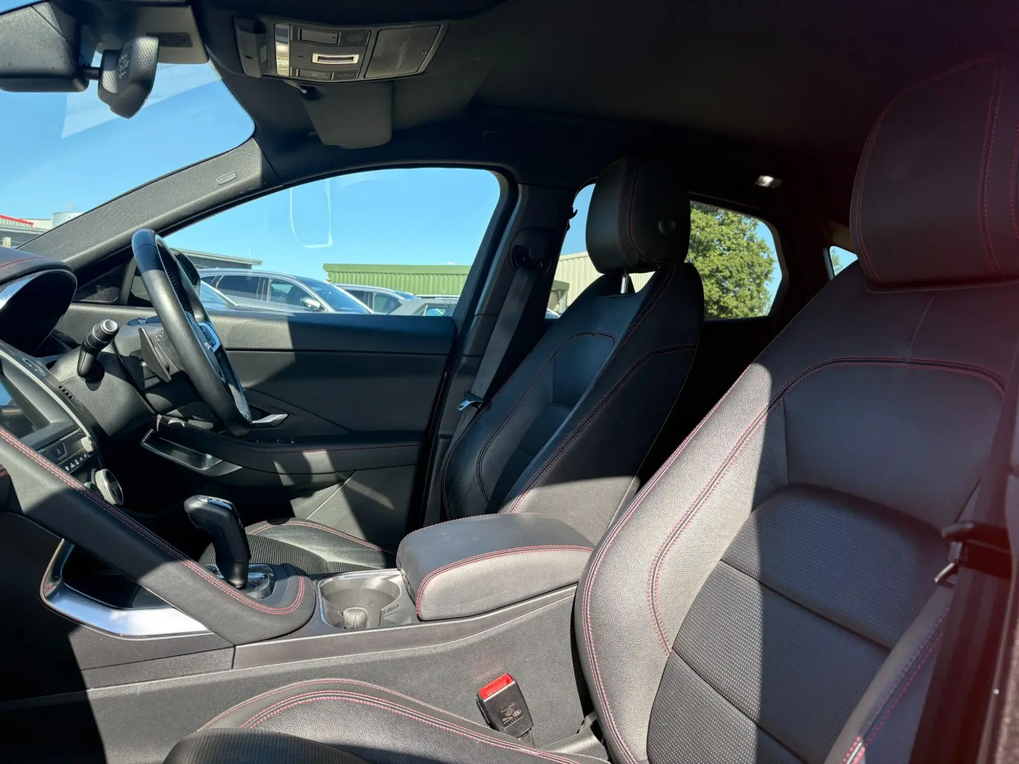 Jaguar E-Pace Image 14 Jaguar E-Pace Image 14