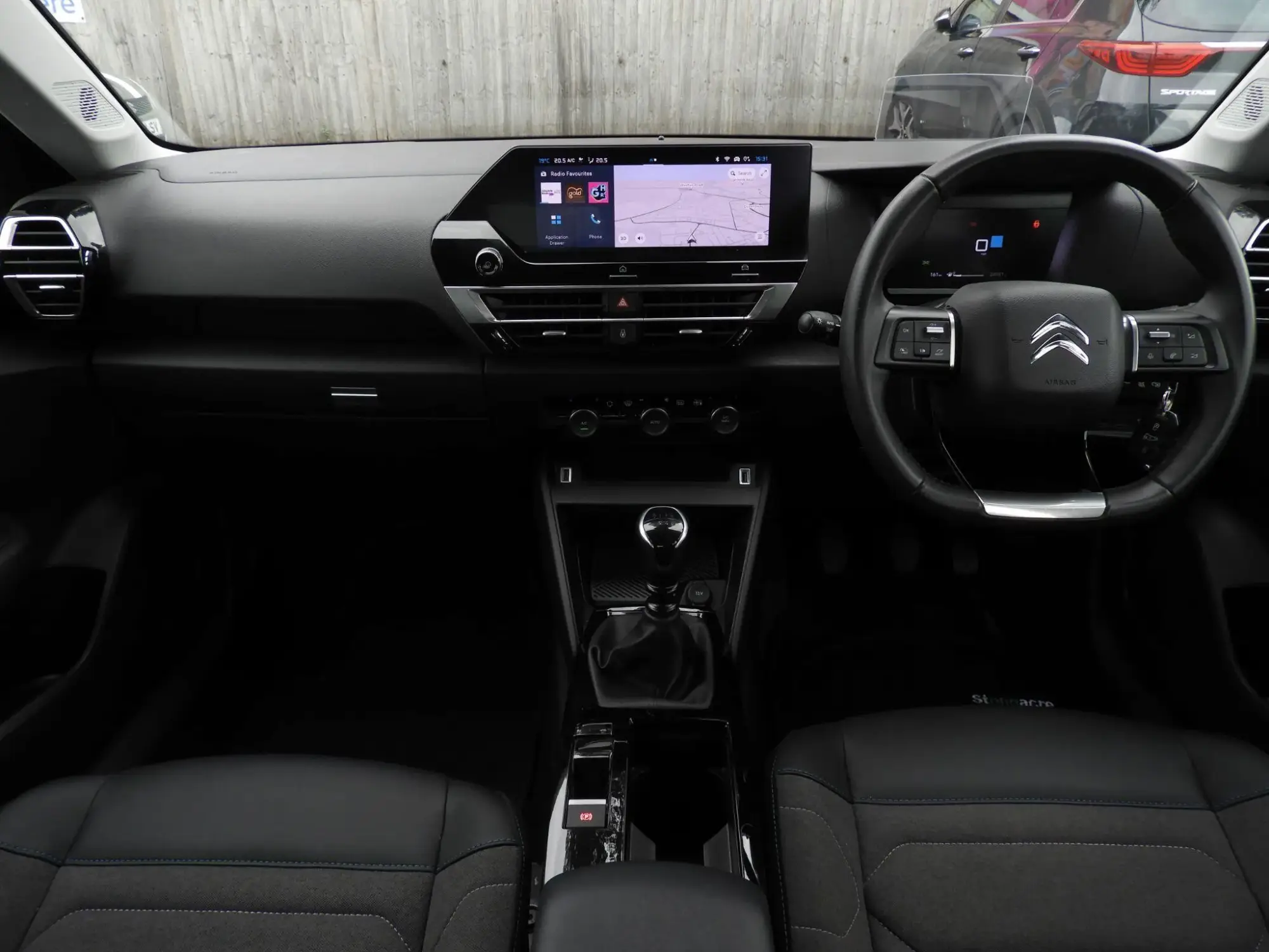 Citroen C4 Image 8 Citroen C4 Image 8