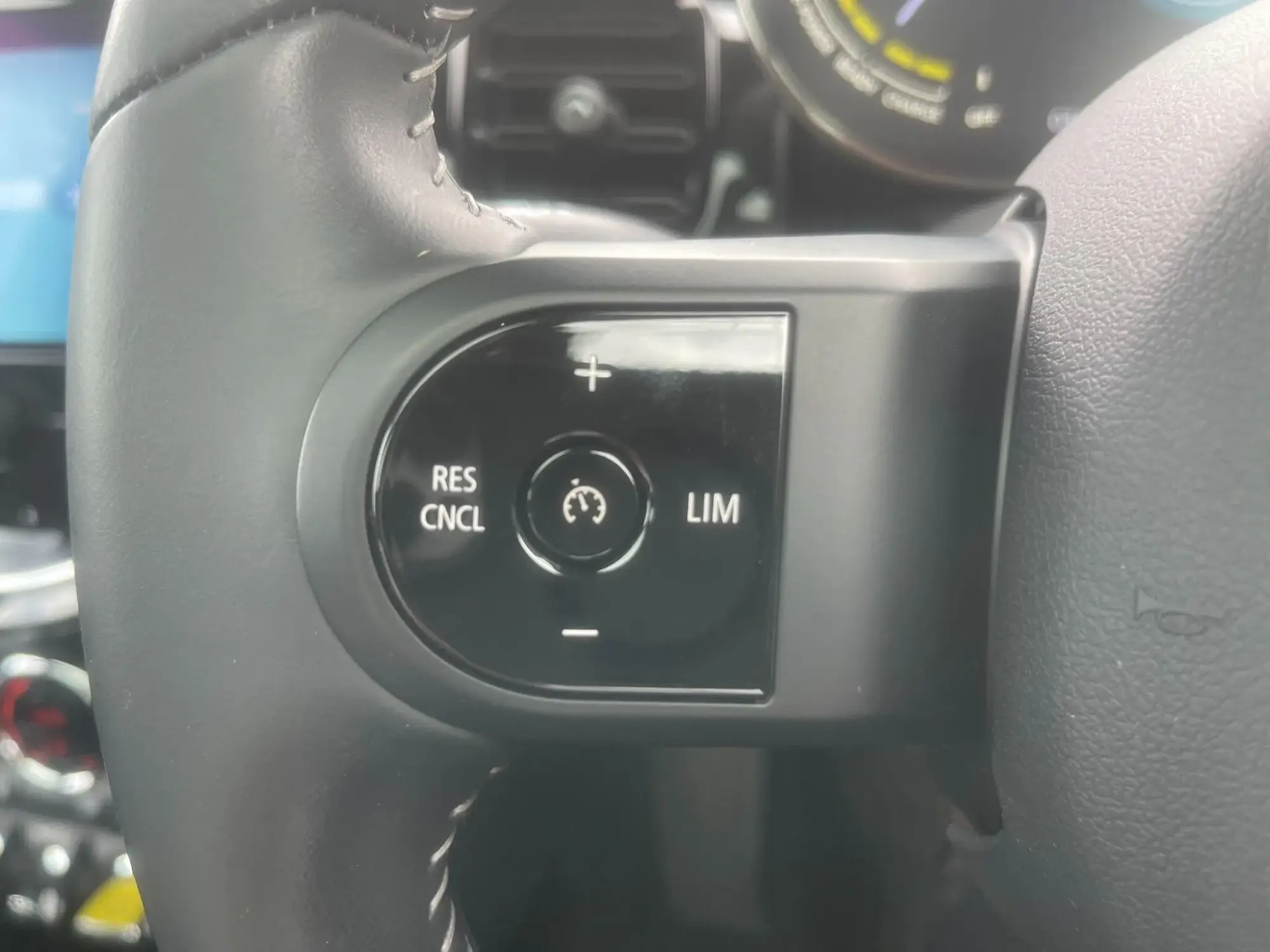 MINI Electric Hatch Image 13 MINI Electric Hatch Image 13