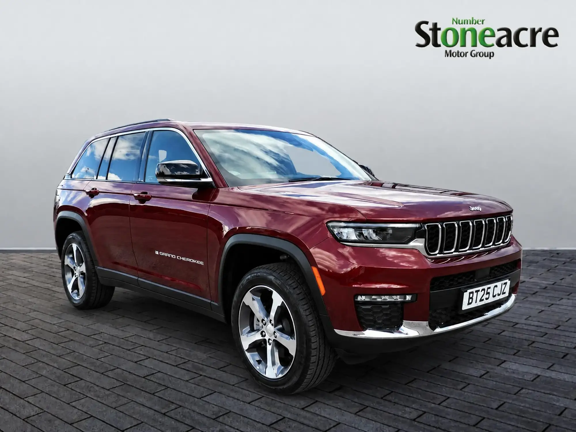Jeep Grand Cherokee 2.0 17.3kWh Limited Auto 4xe Euro 6 (s/s) 5dr BT25CJZ Image 1