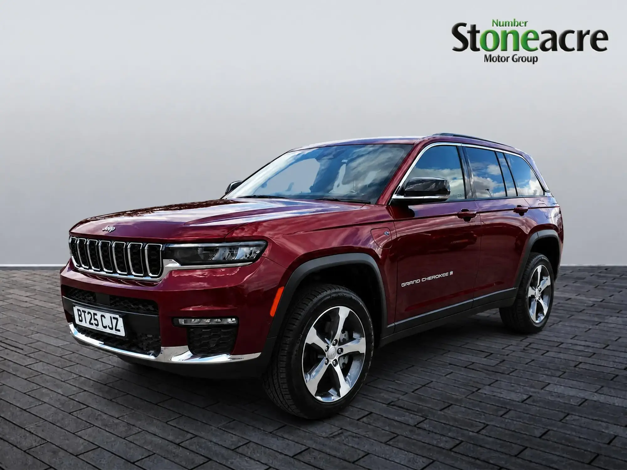Jeep Grand Cherokee 2.0 17.3kWh Limited Auto 4xe Euro 6 (s/s) 5dr BT25CJZ Image 3