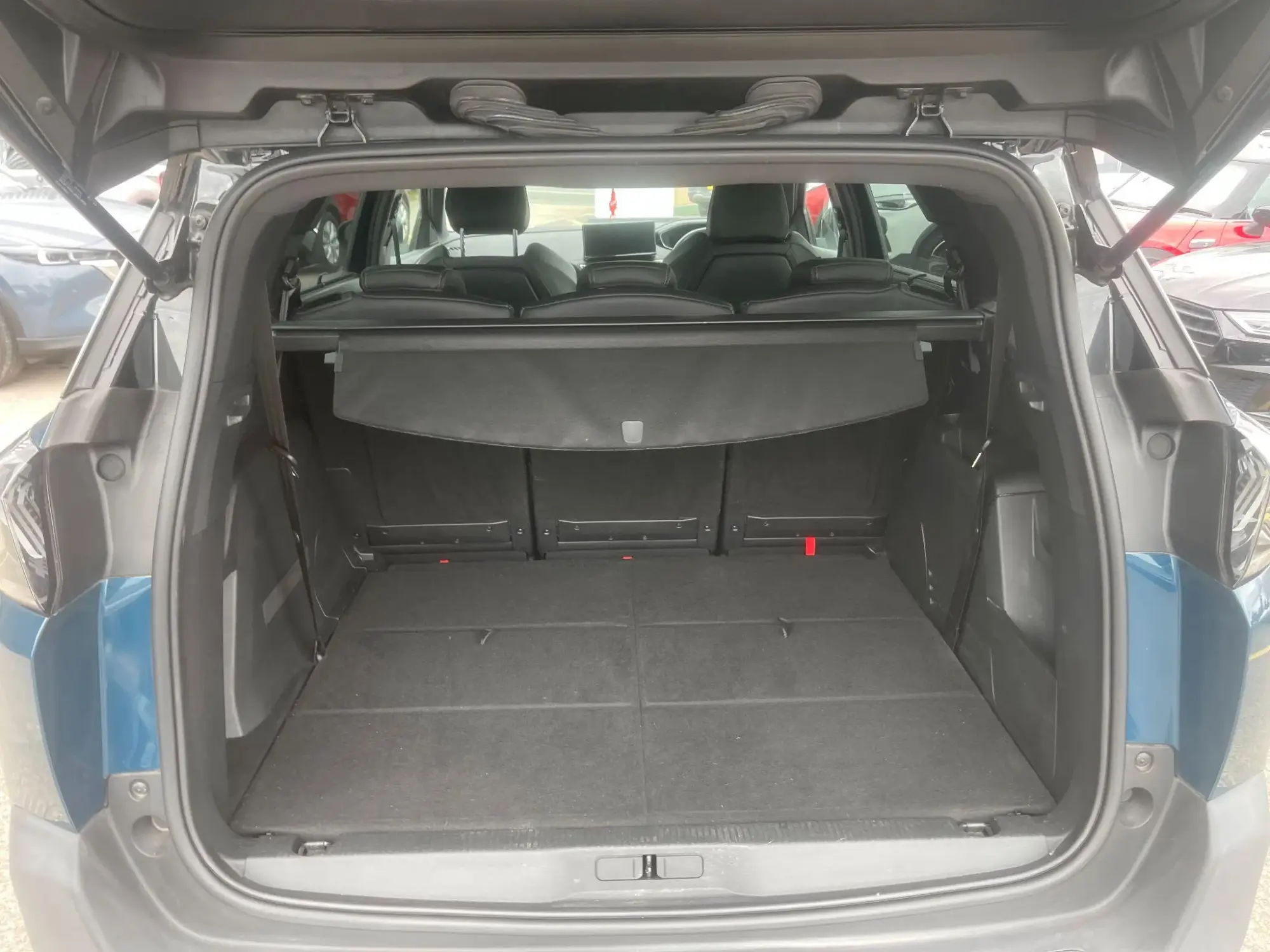 Peugeot 5008 Image 21