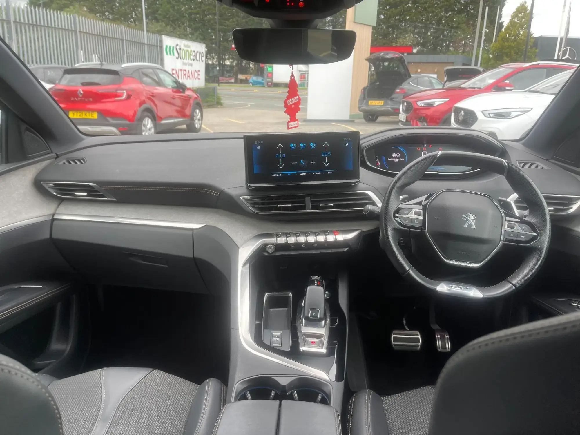 Peugeot 5008 Image 9