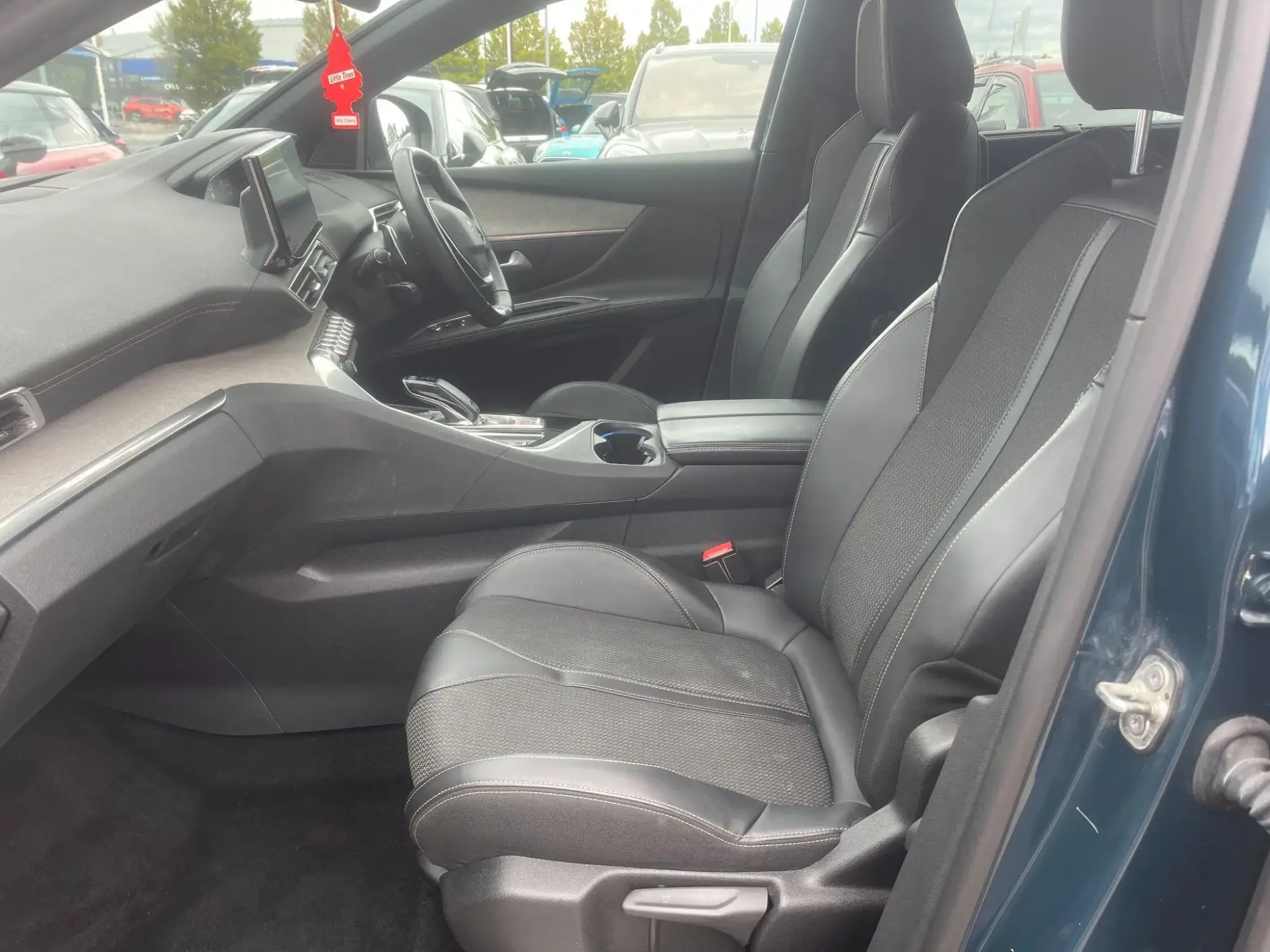 Peugeot 5008 Image 22