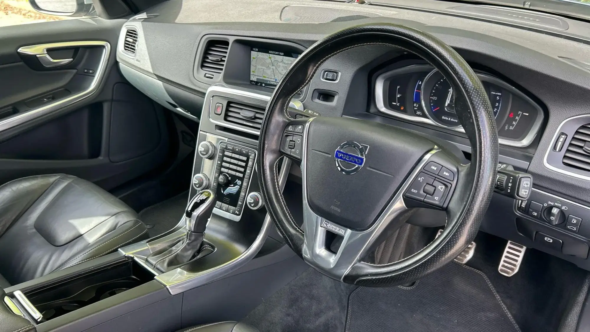Volvo V60 Image 9 Volvo V60 Image 9