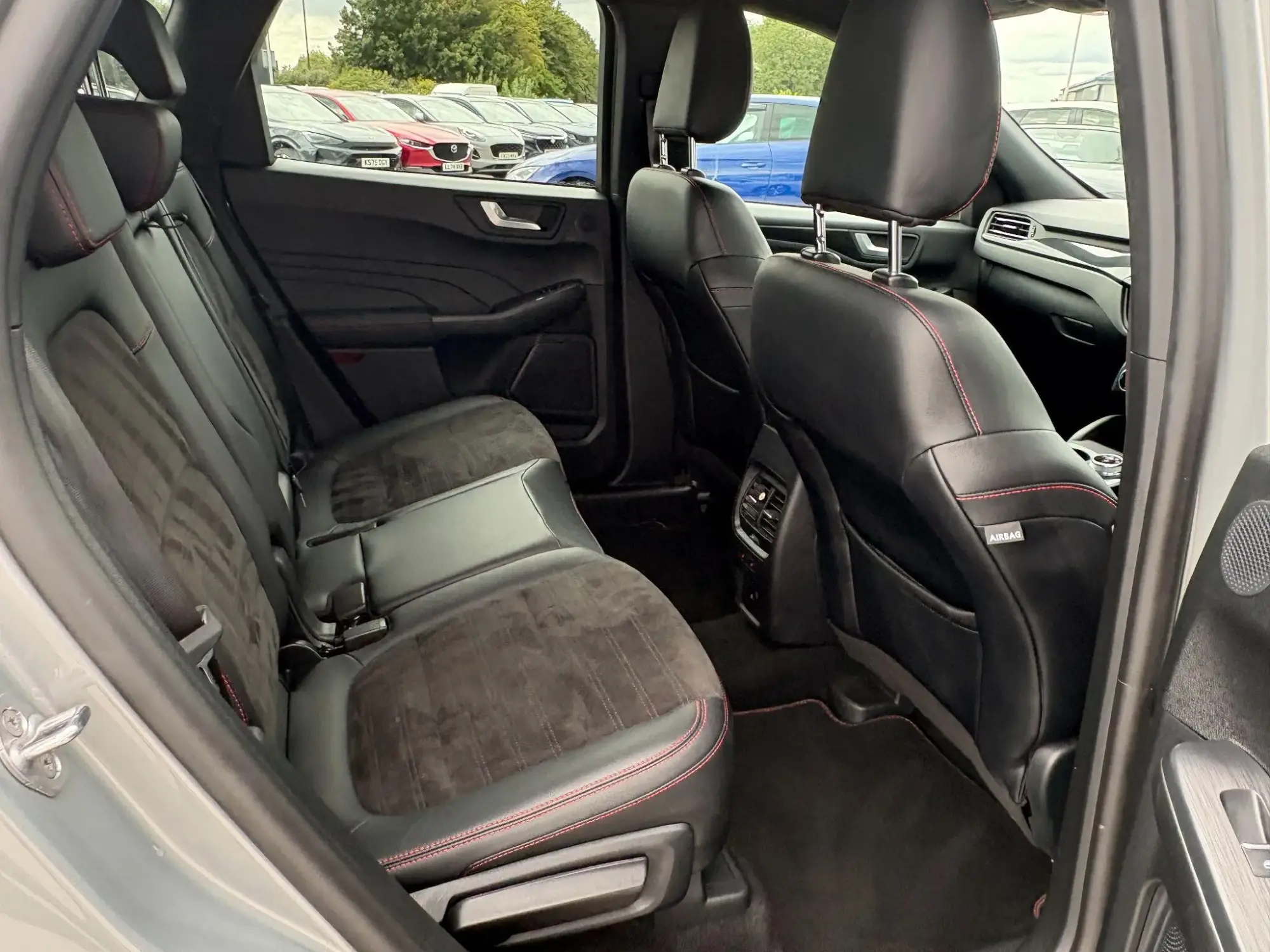Ford Kuga Hybrid Image 12 Ford Kuga Hybrid Image 12