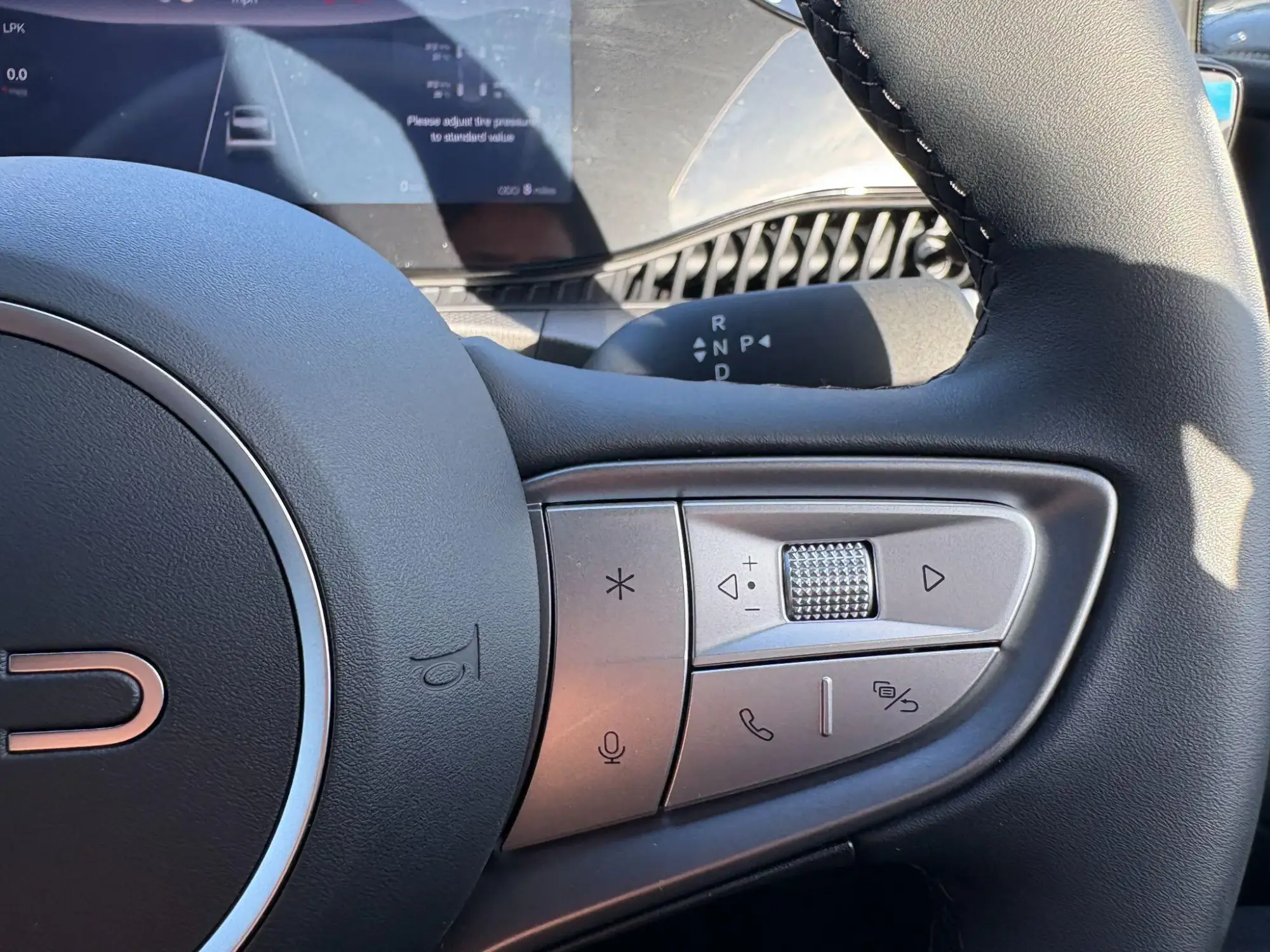 BYD Dolphin G Image 18
