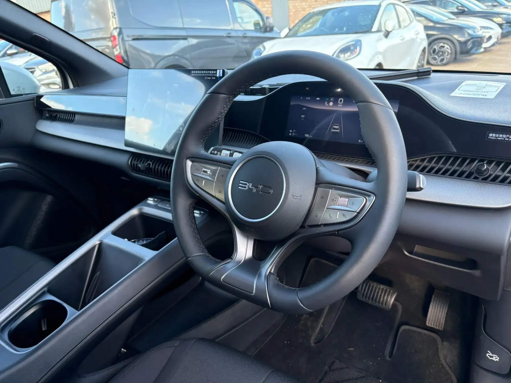 BYD Dolphin G Image 21