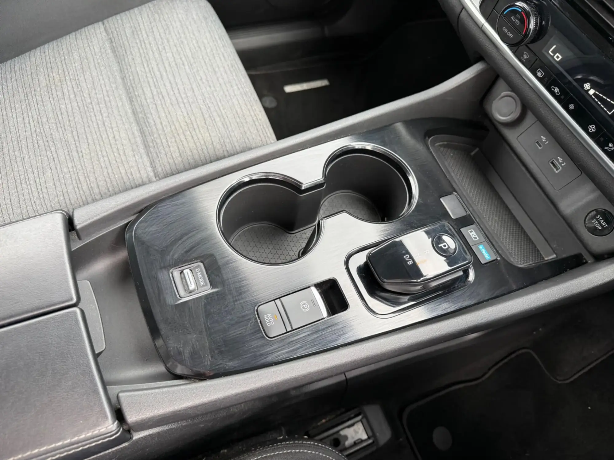 Nissan X-Trail e-POWER Image 28