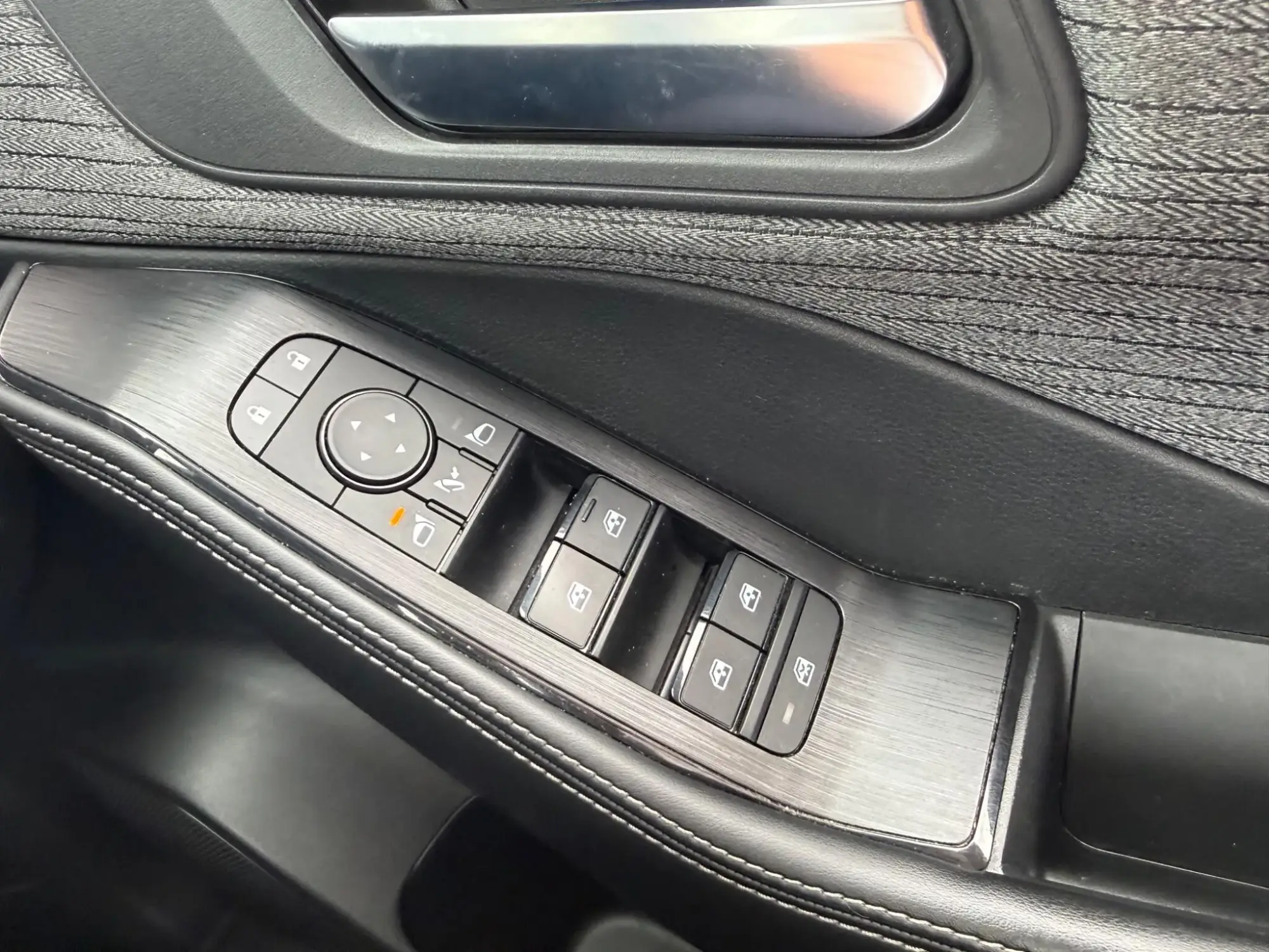 Nissan X-Trail e-POWER Image 32