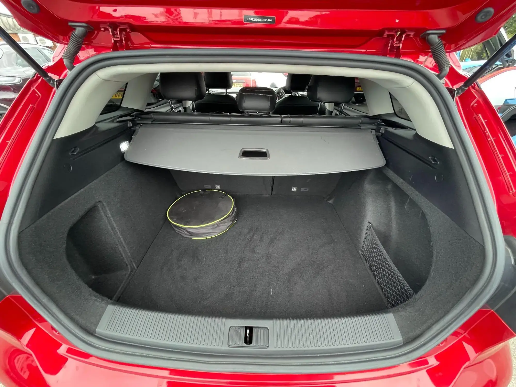 MG5 EV Image 20
