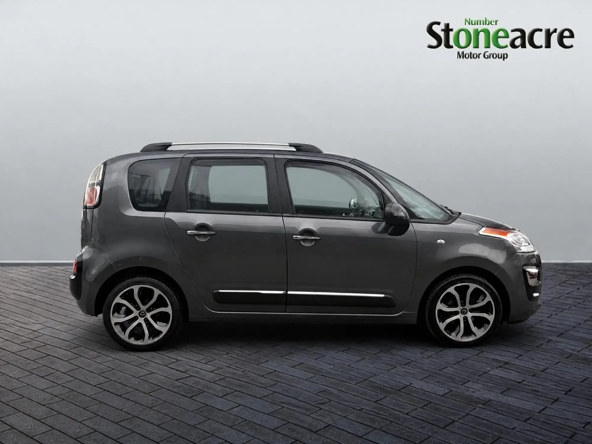 Citroen C3 Picasso 1.6 BlueHDi Platinum MPV 5dr Diesel Manual Euro 6 (100 ps) J1CJJ Image 2