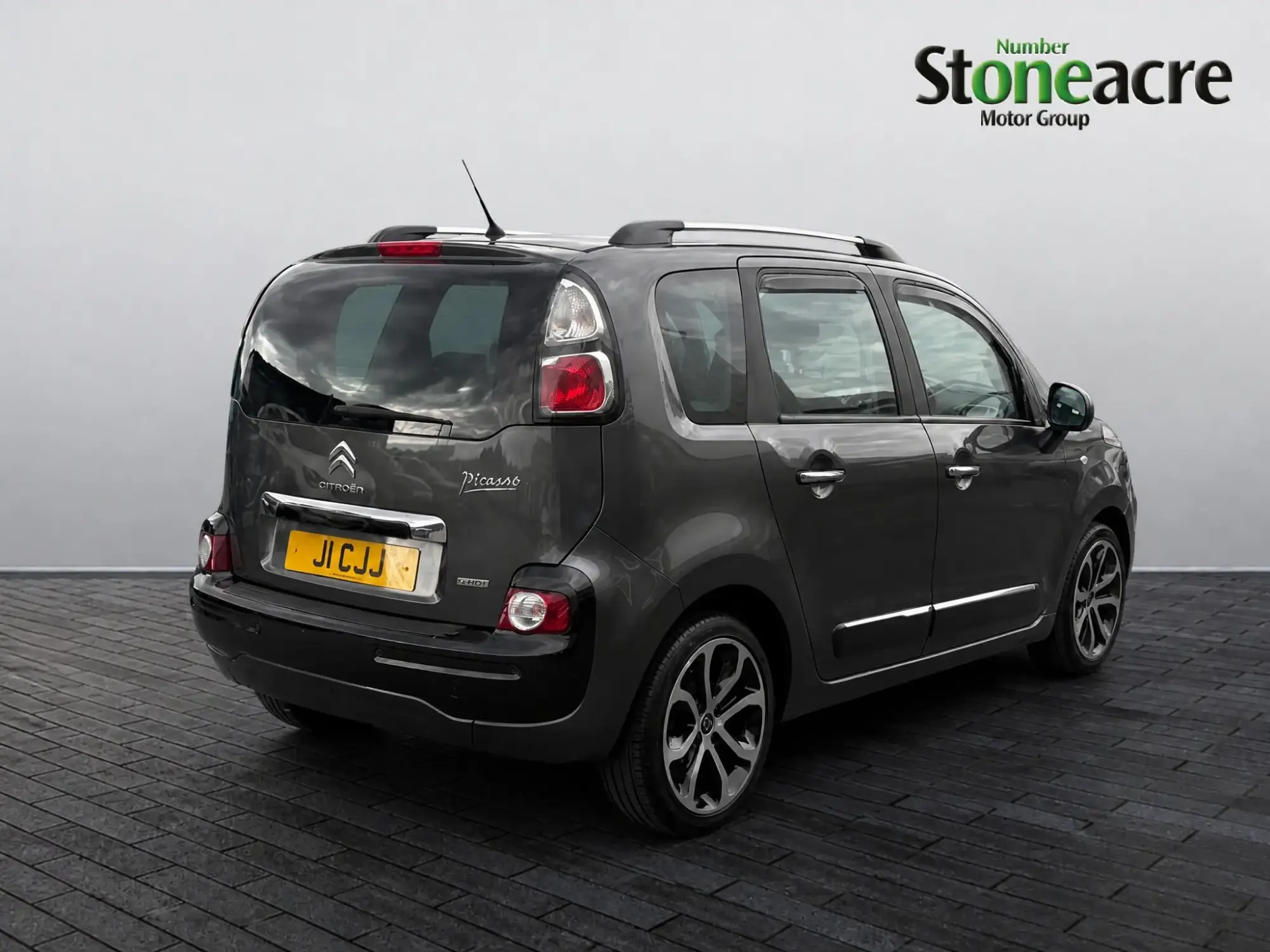 Citroen C3 Picasso 1.6 BlueHDi Platinum MPV 5dr Diesel Manual Euro 6 (100 ps) J1CJJ Image 3