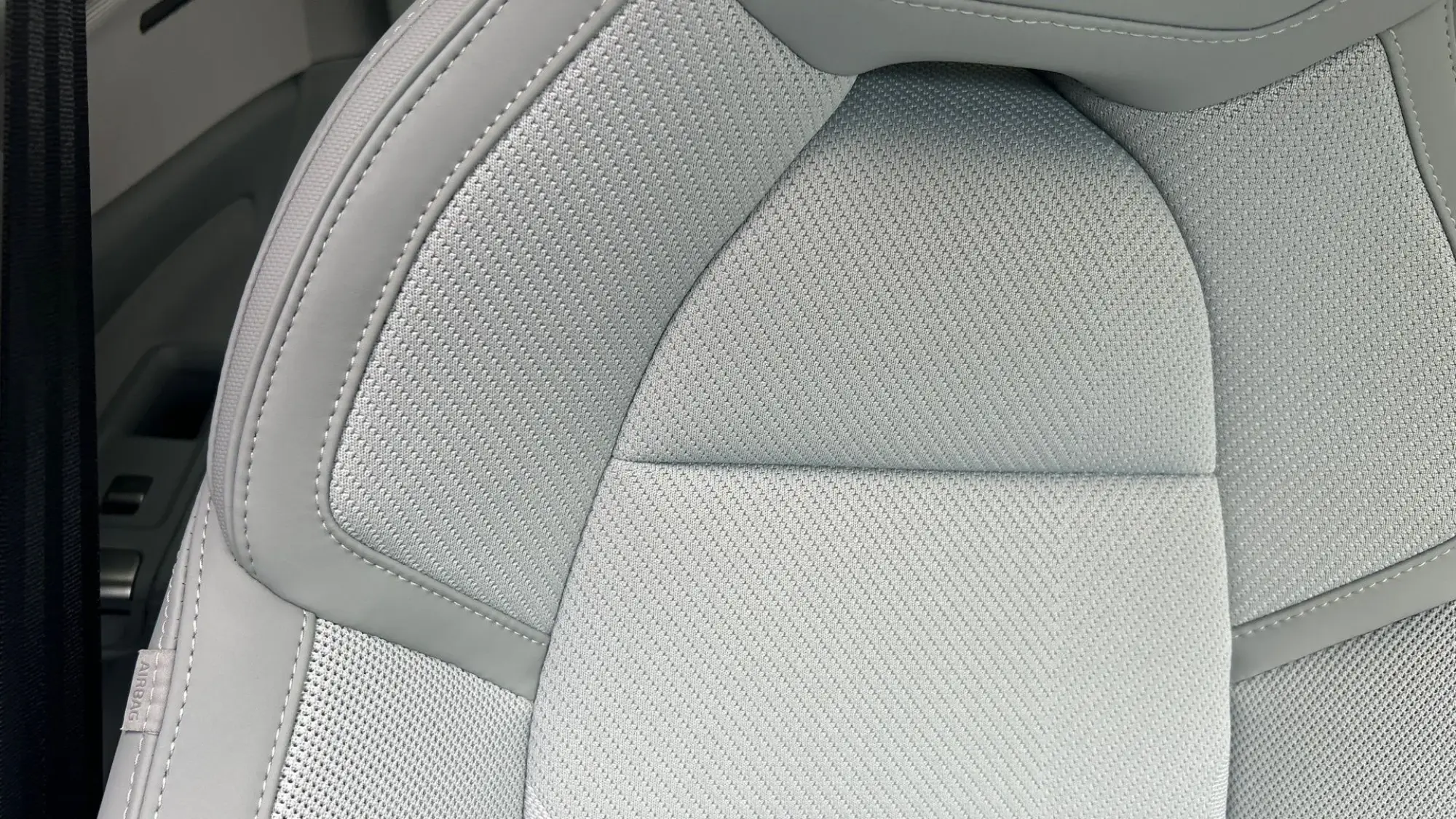 Polestar 4 SUV Image 20 Polestar 4 SUV Image 20