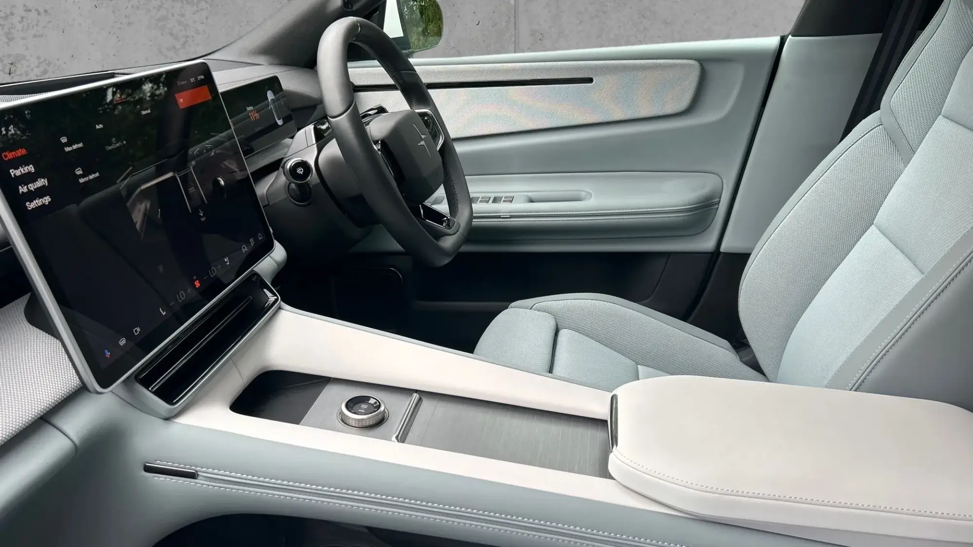 Polestar 4 SUV Image 25 Polestar 4 SUV Image 25