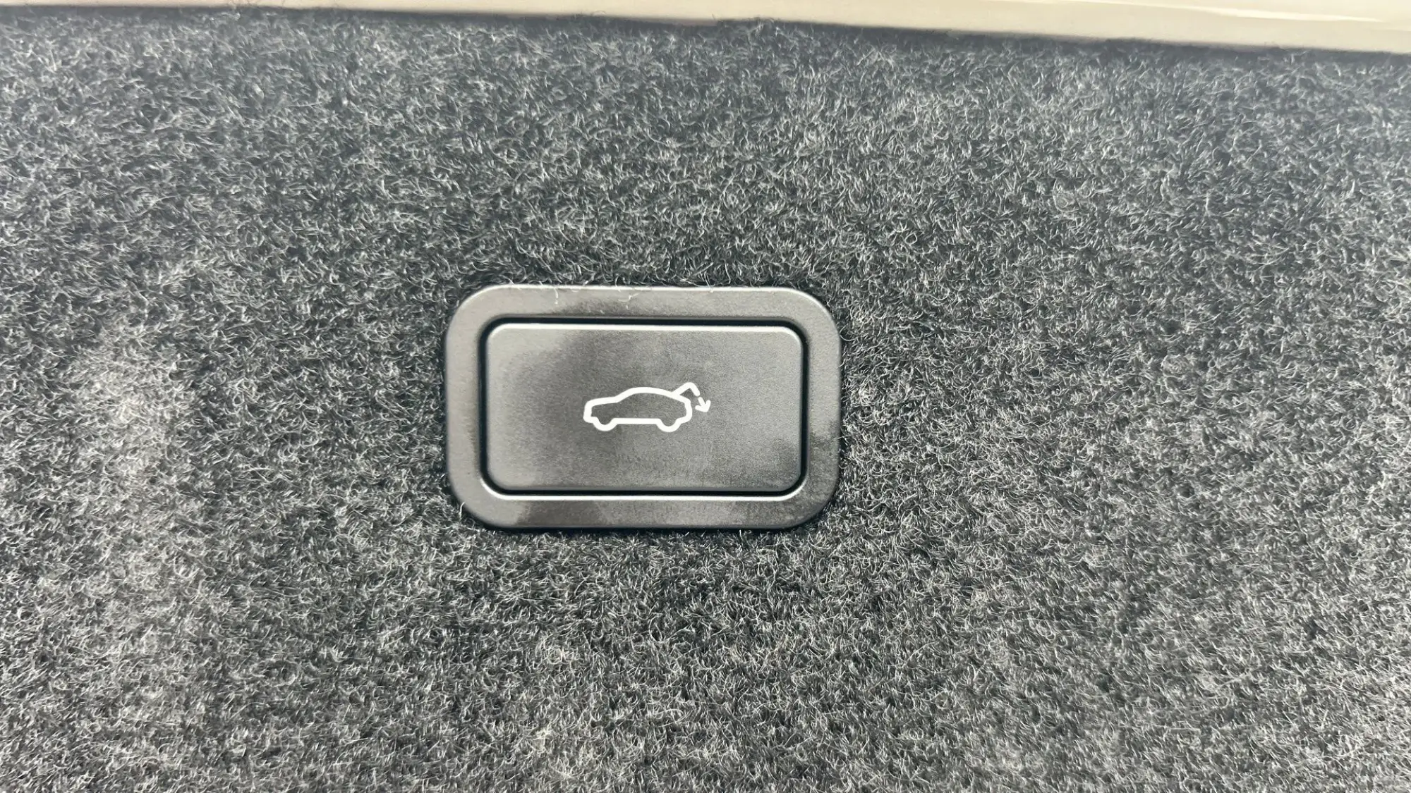 Polestar 4 SUV Image 31 Polestar 4 SUV Image 31