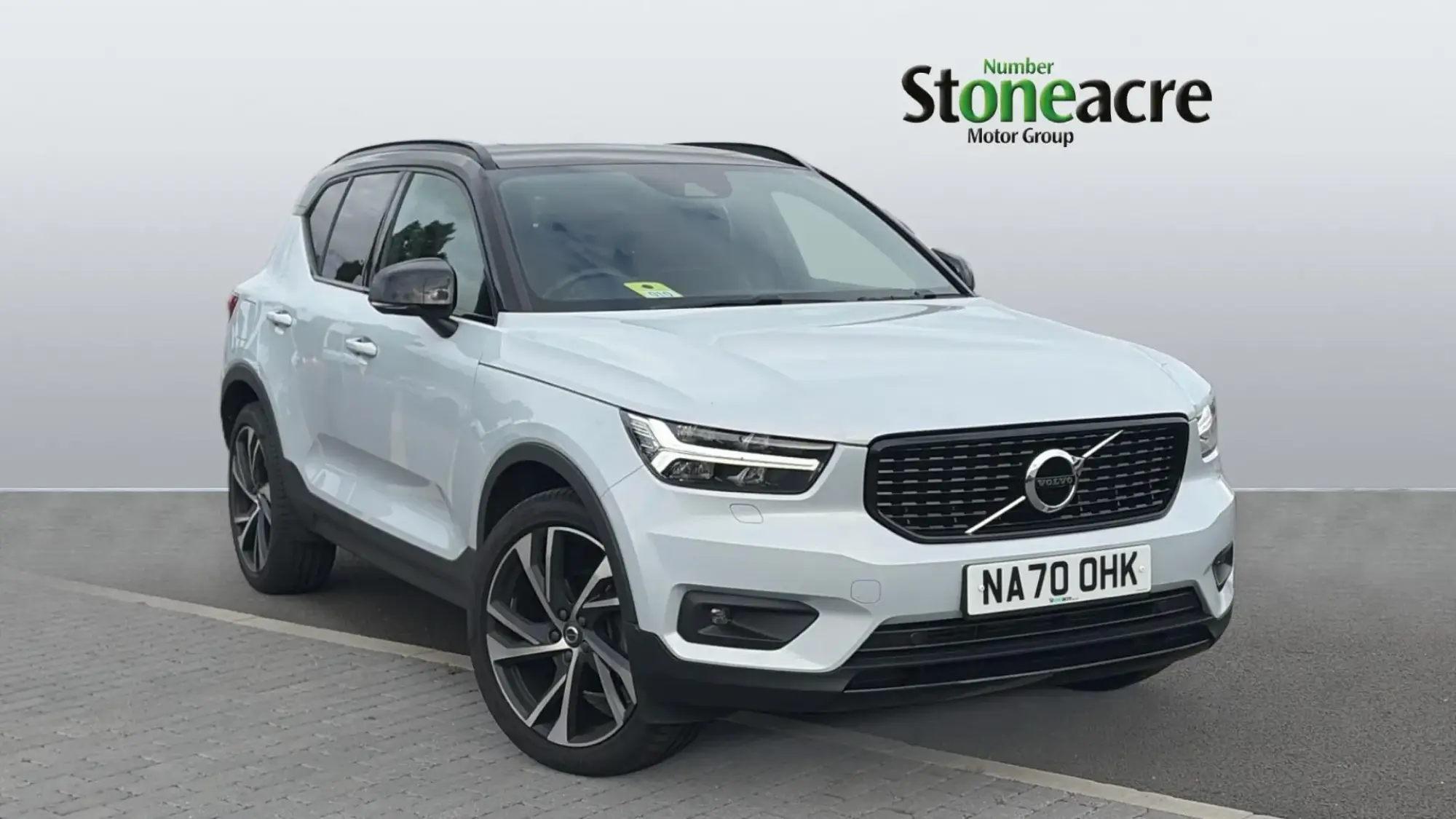 Volvo XC40 R-Design Pro T3 (163 hp) Auto NA70OHK Image 1 Volvo XC40 R-Design Pro T3 (163 hp) Auto NA70OHK Image 1