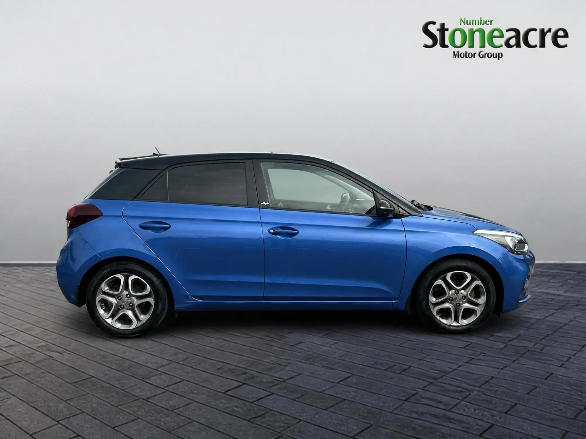 Hyundai i20 Image 7 Hyundai i20 Image 7