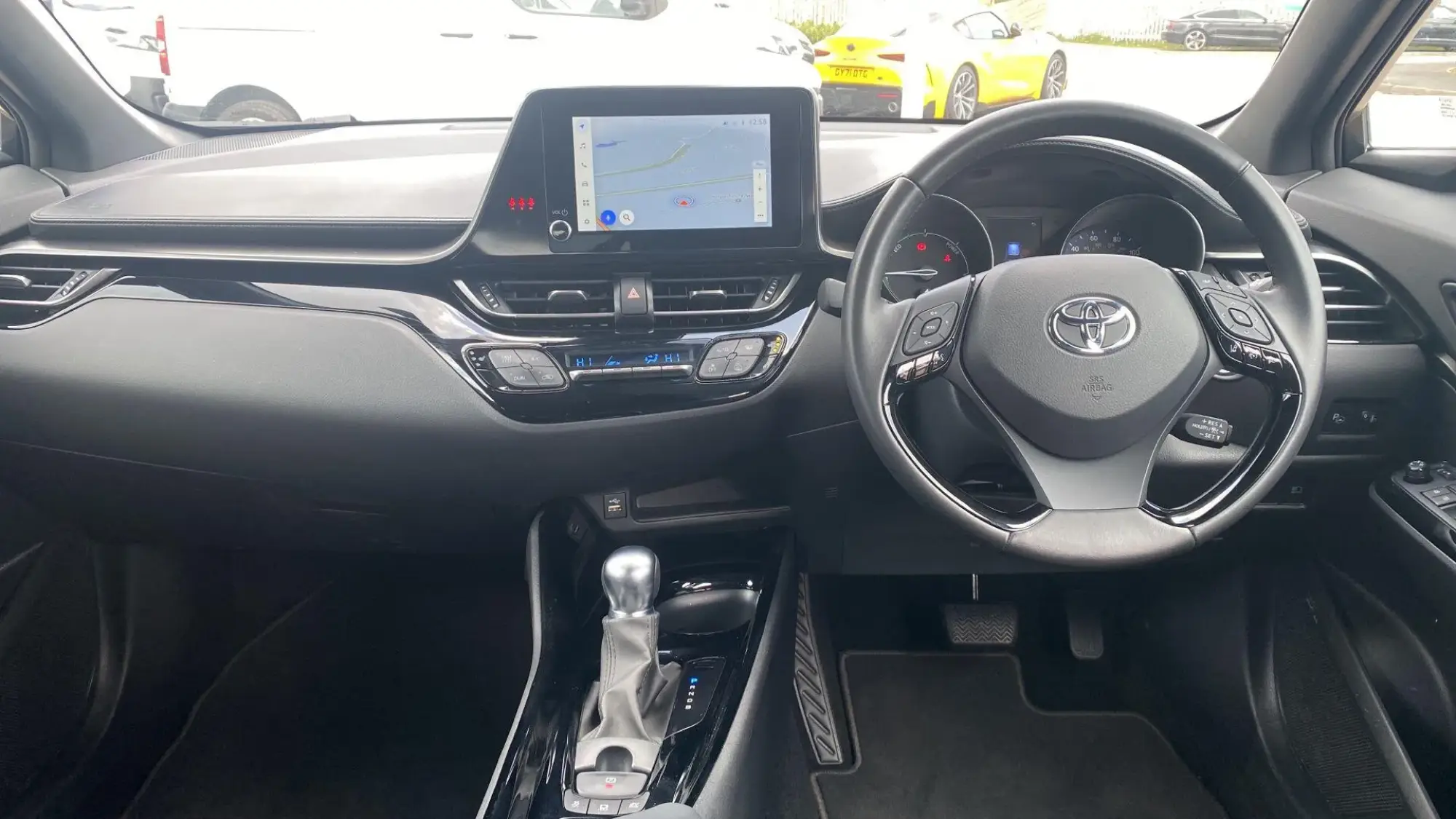 Toyota C-HR Self-Charging Hybrid Image 9