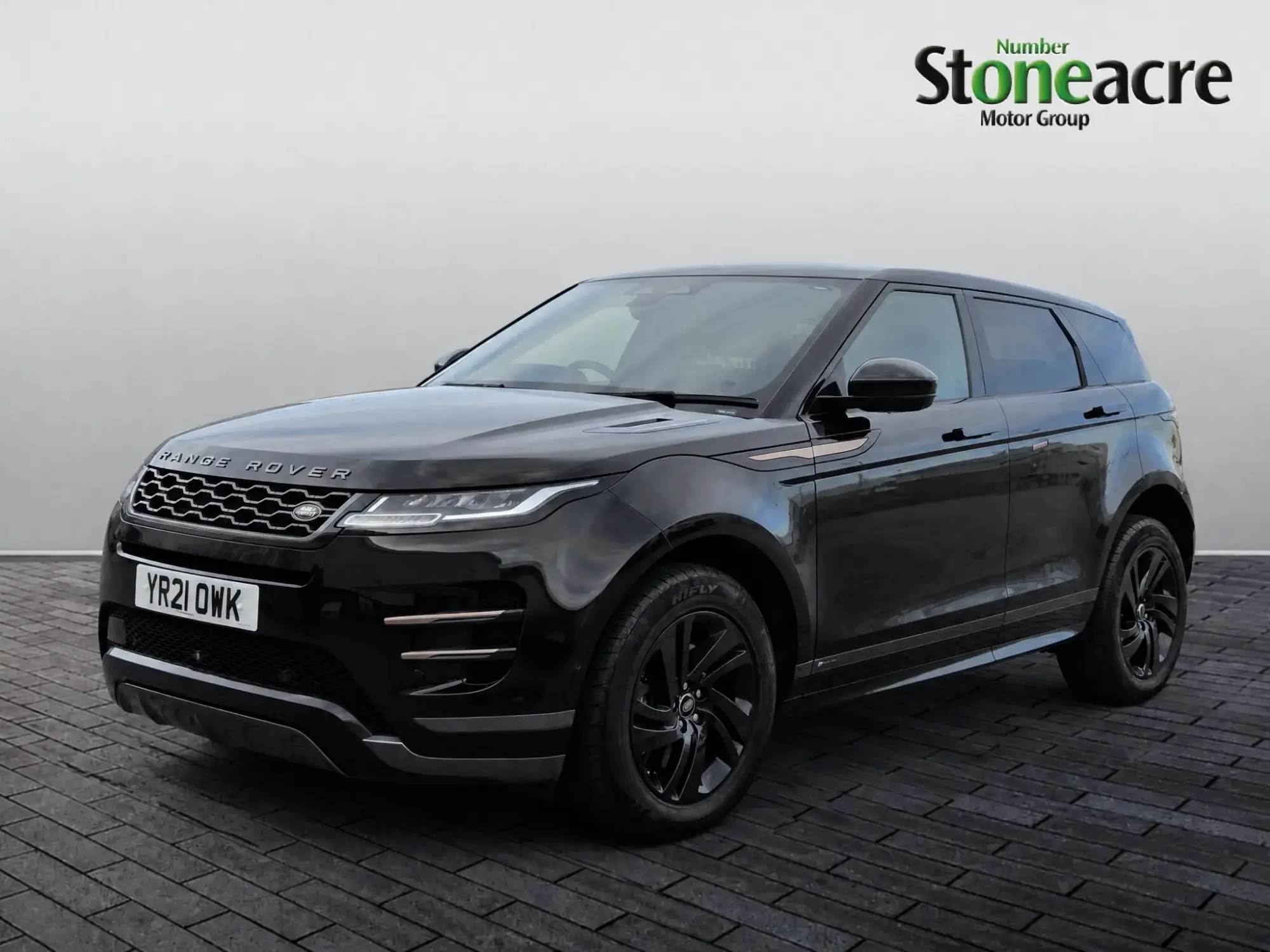 Land Rover Range Rover Evoque 2.0 D200 MHEV R-Dynamic S Auto 4WD Euro 6 (s/s) 5dr YR21OWK Image 3
