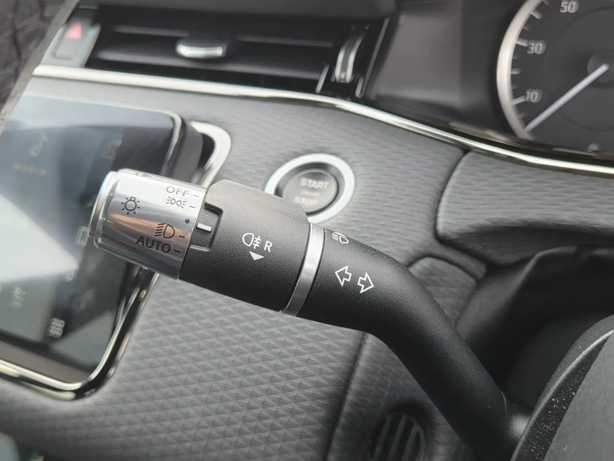 Land Rover Range Rover Evoque Image 17 Land Rover Range Rover Evoque Image 17