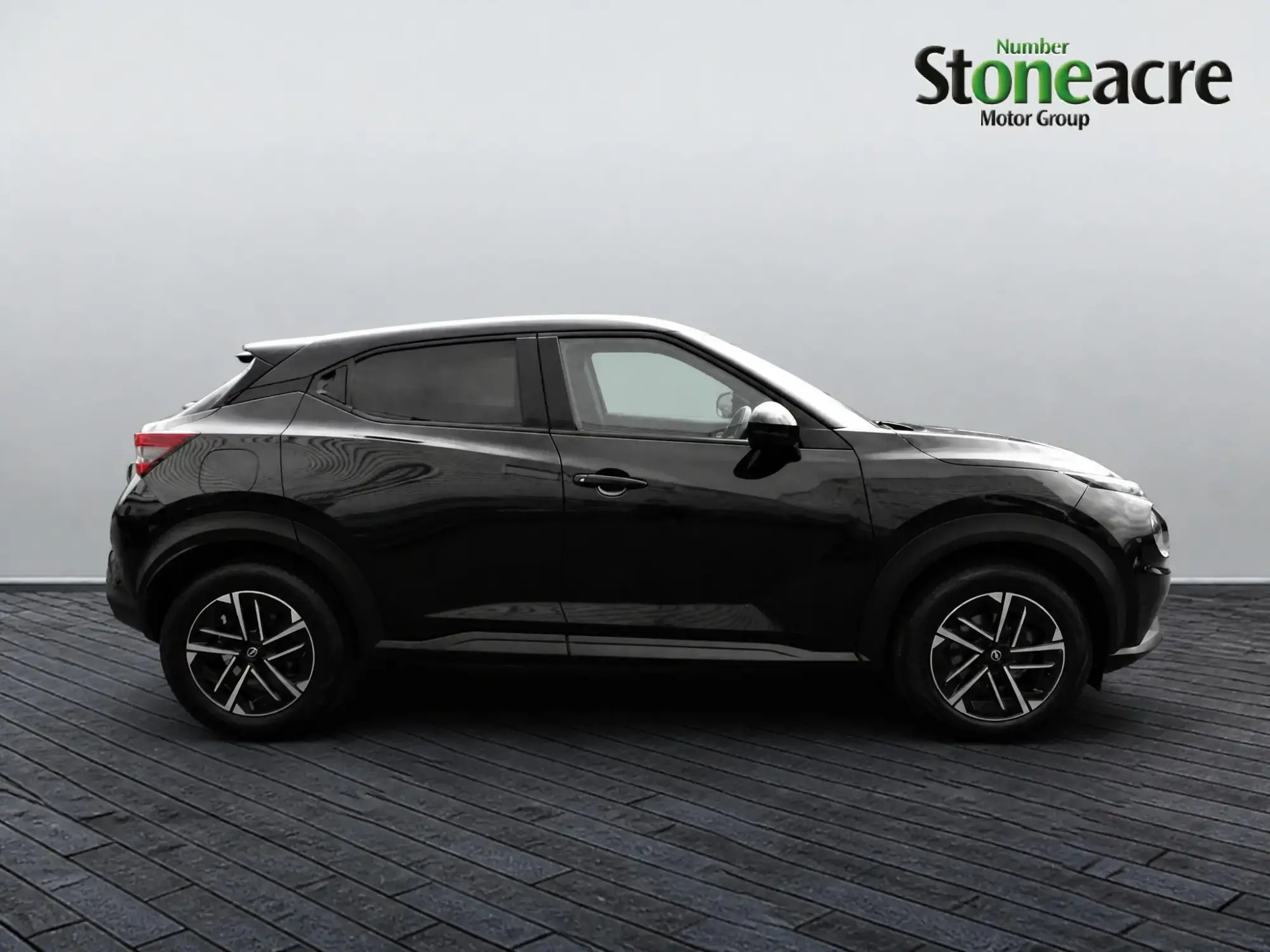 Nissan Juke Image 2