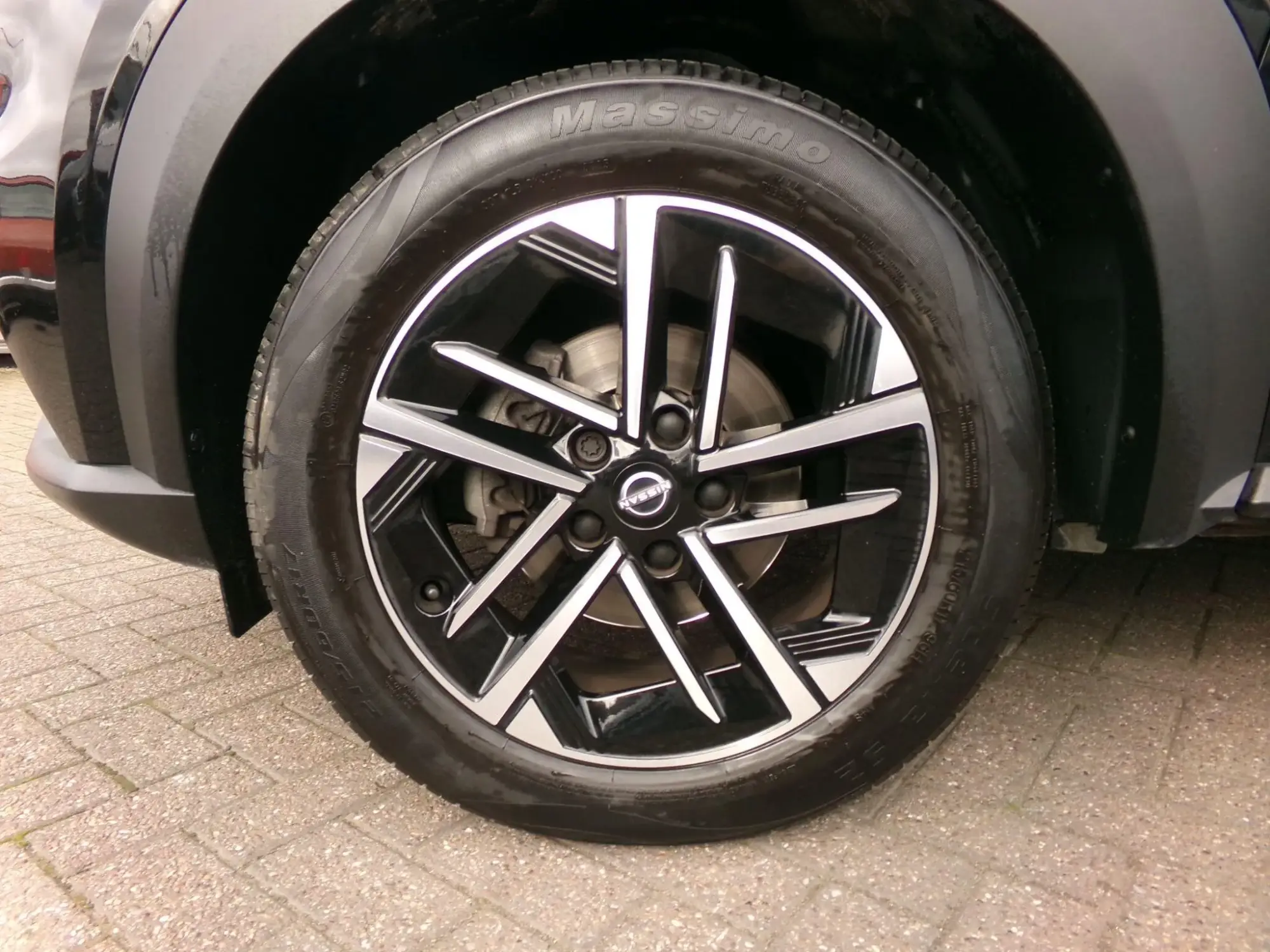 Nissan Juke Image 9