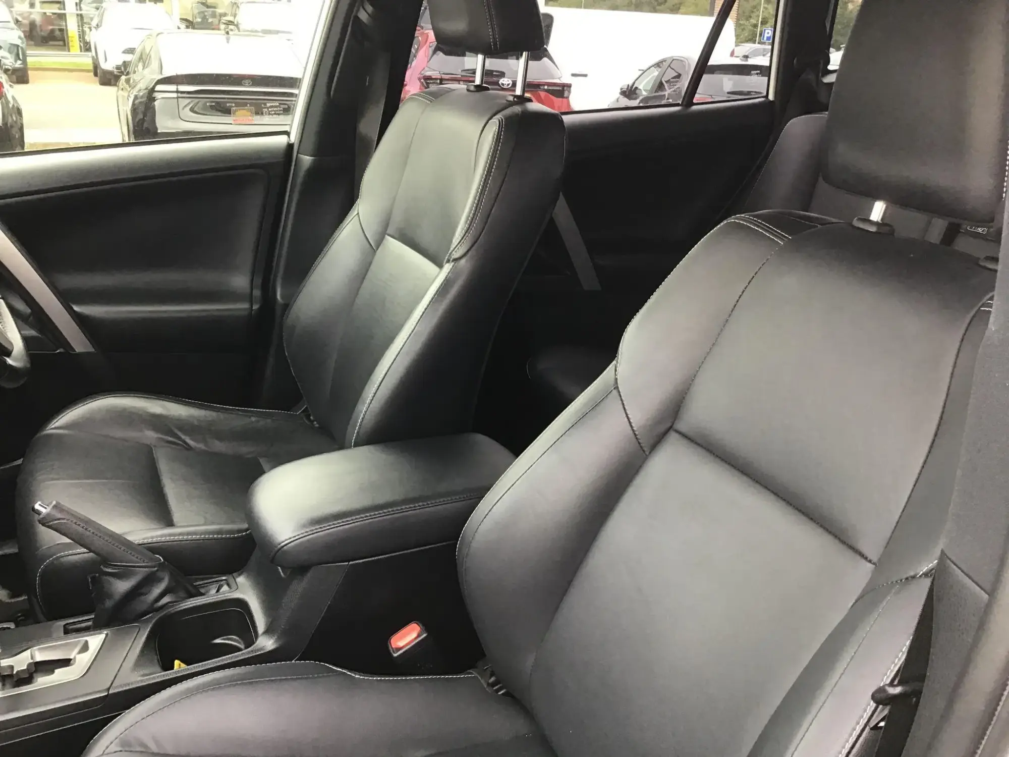 Toyota RAV4 Image 13 Toyota RAV4 Image 13