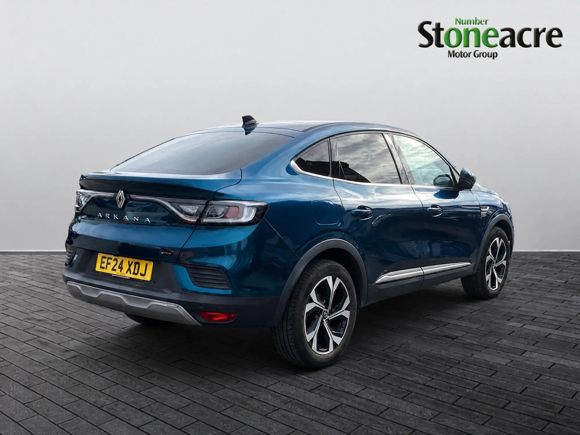 Renault Arkana E-Tech 1.6 E-TECH techno Auto 2WD Euro 6 (s/s) 5dr EF24XDJ Image 3 Renault Arkana E-Tech 1.6 E-TECH techno Auto 2WD Euro 6 (s/s) 5dr EF24XDJ Image 3