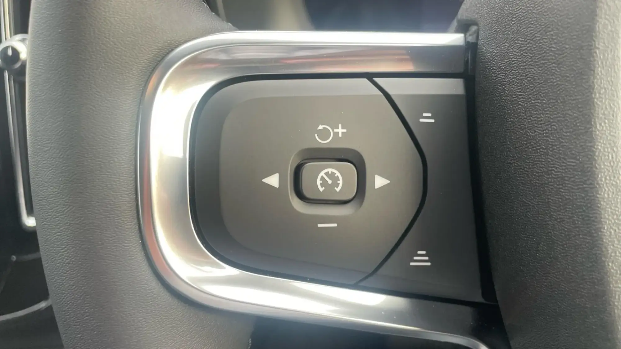 Volvo XC40 Image 19