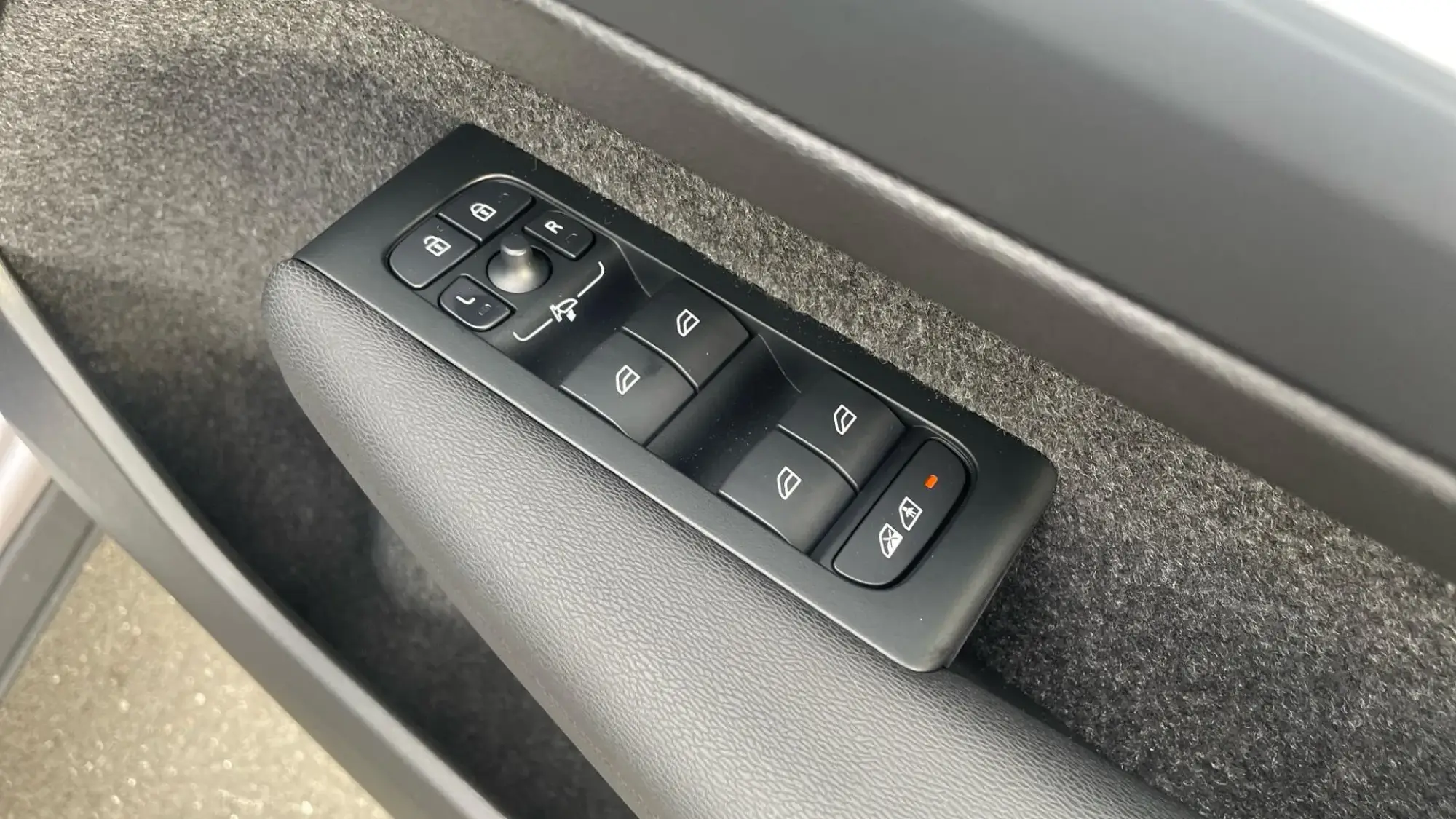 Volvo XC40 Image 22