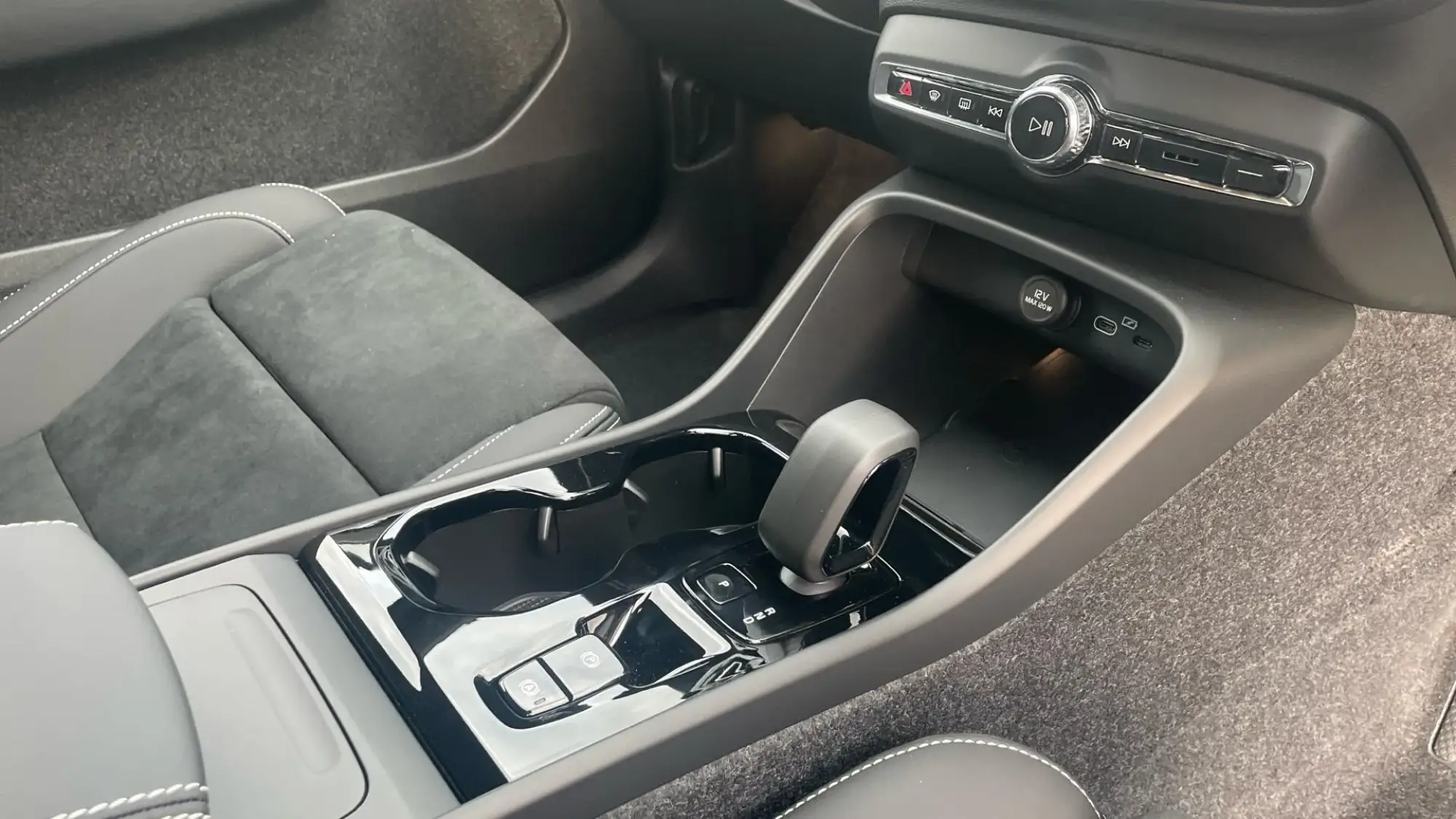 Volvo XC40 Image 24