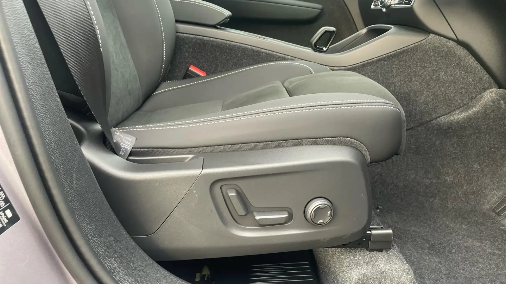 Volvo XC40 Image 28