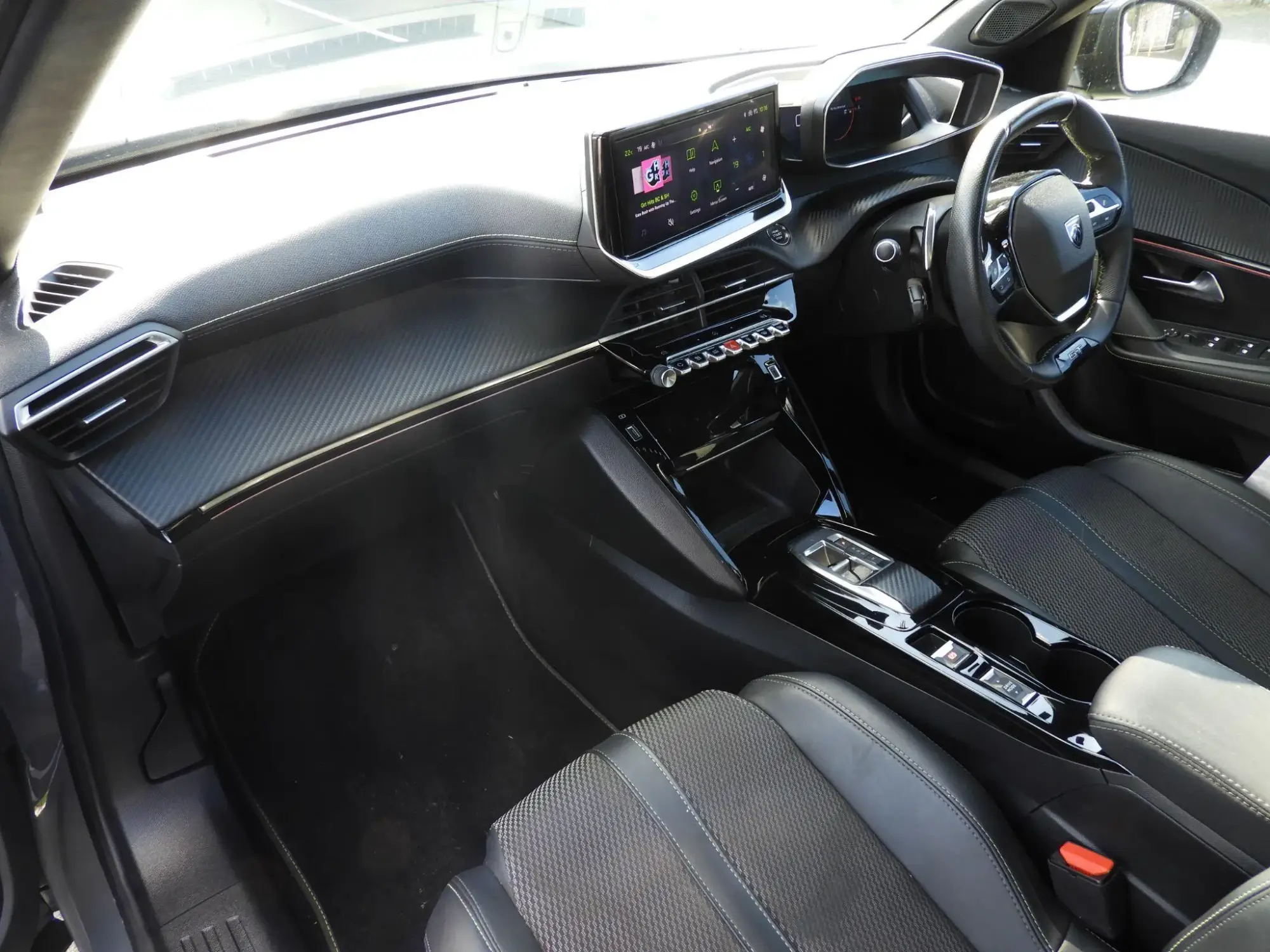 Peugeot 2008 Image 15