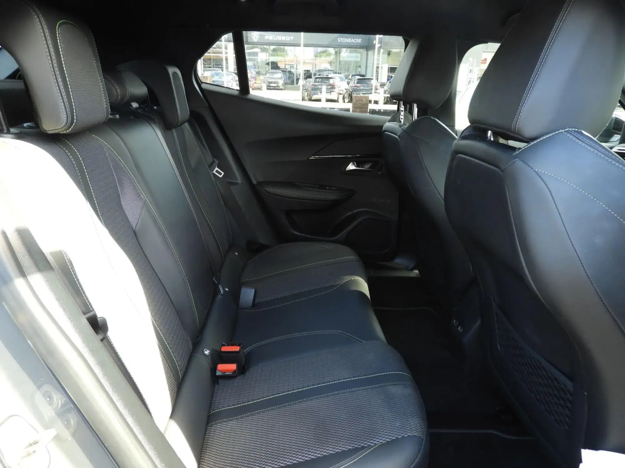 Peugeot 2008 Image 18