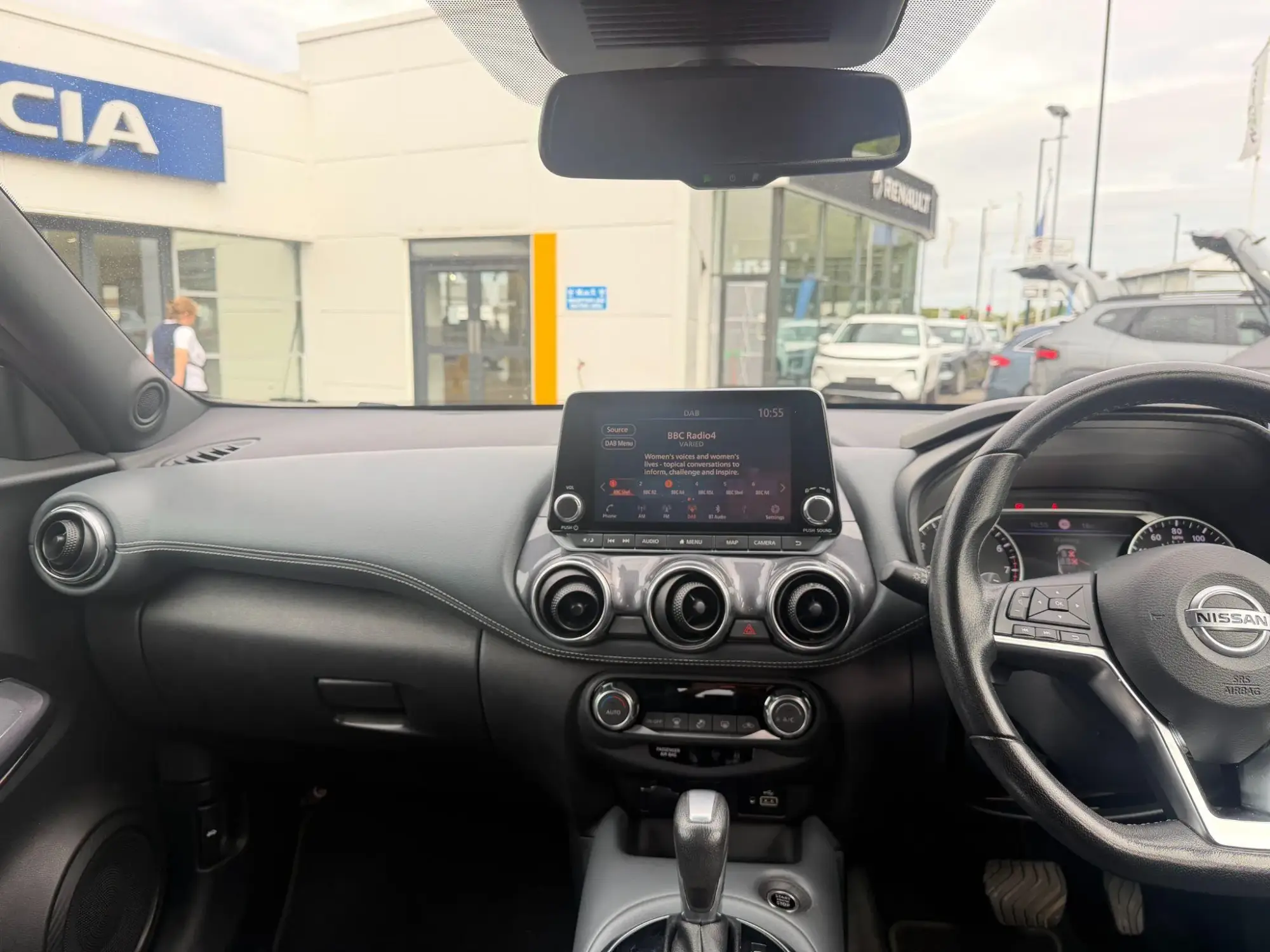 Nissan Juke Image 11