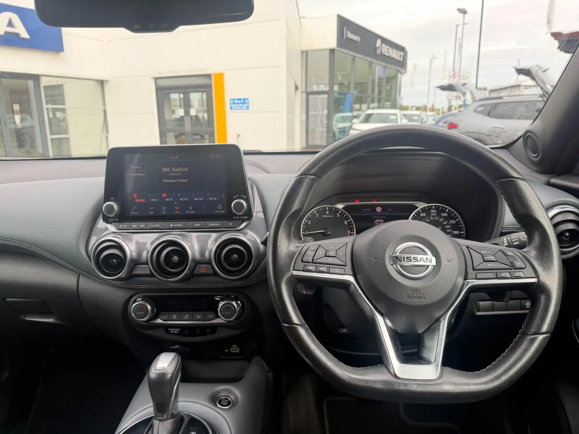 Nissan Juke Image 12