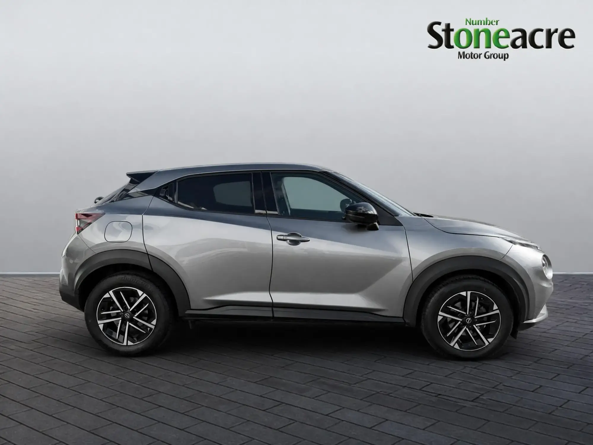 Nissan Juke Image 2
