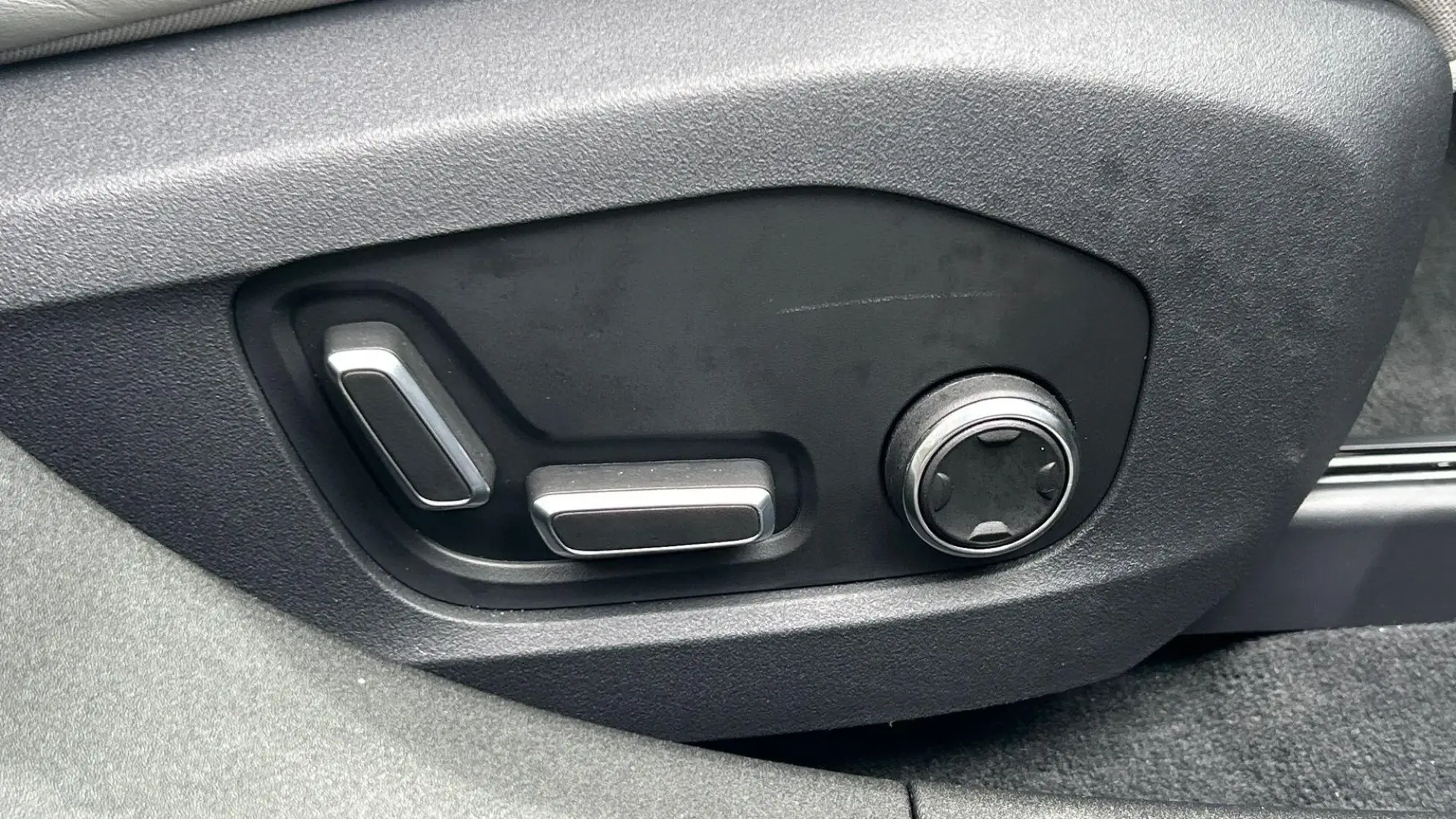 Polestar 4 SUV Image 36 Polestar 4 SUV Image 36